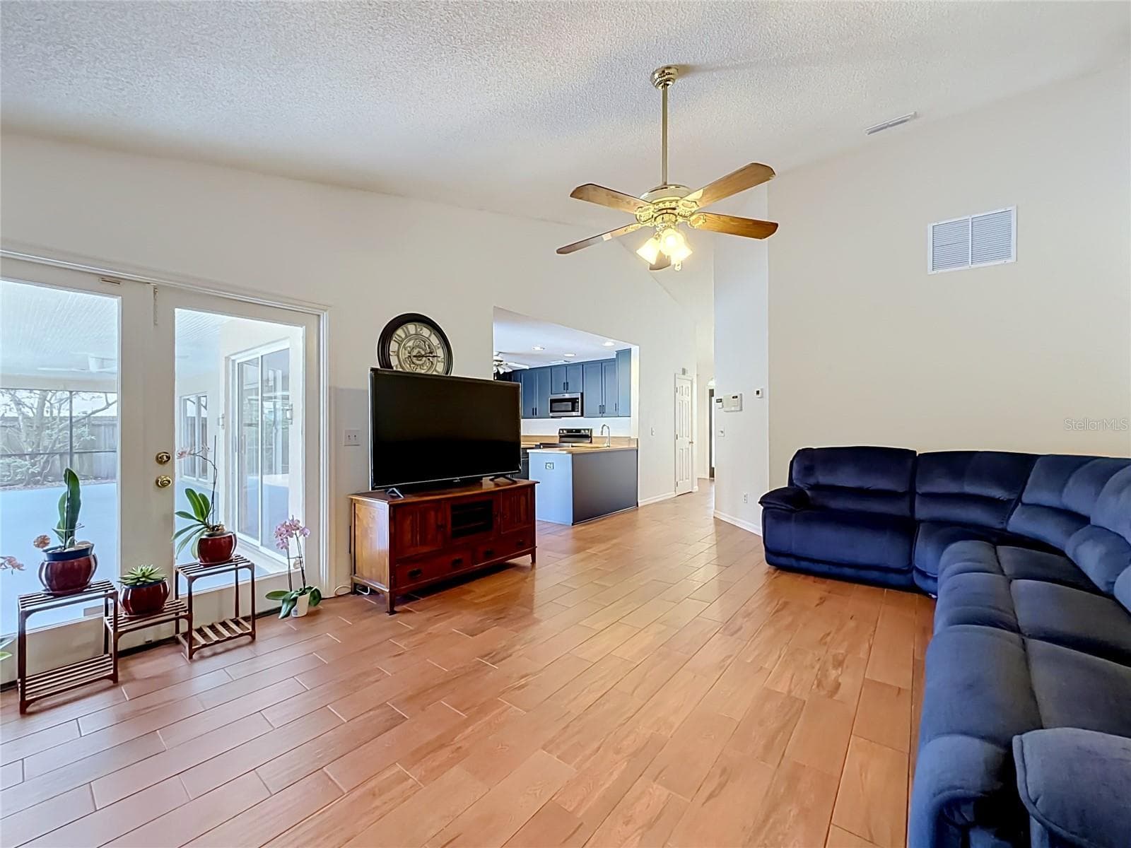 Single Family Residence at 5427 SAGO PALM CT, ORLANDO, photo 8 of 49