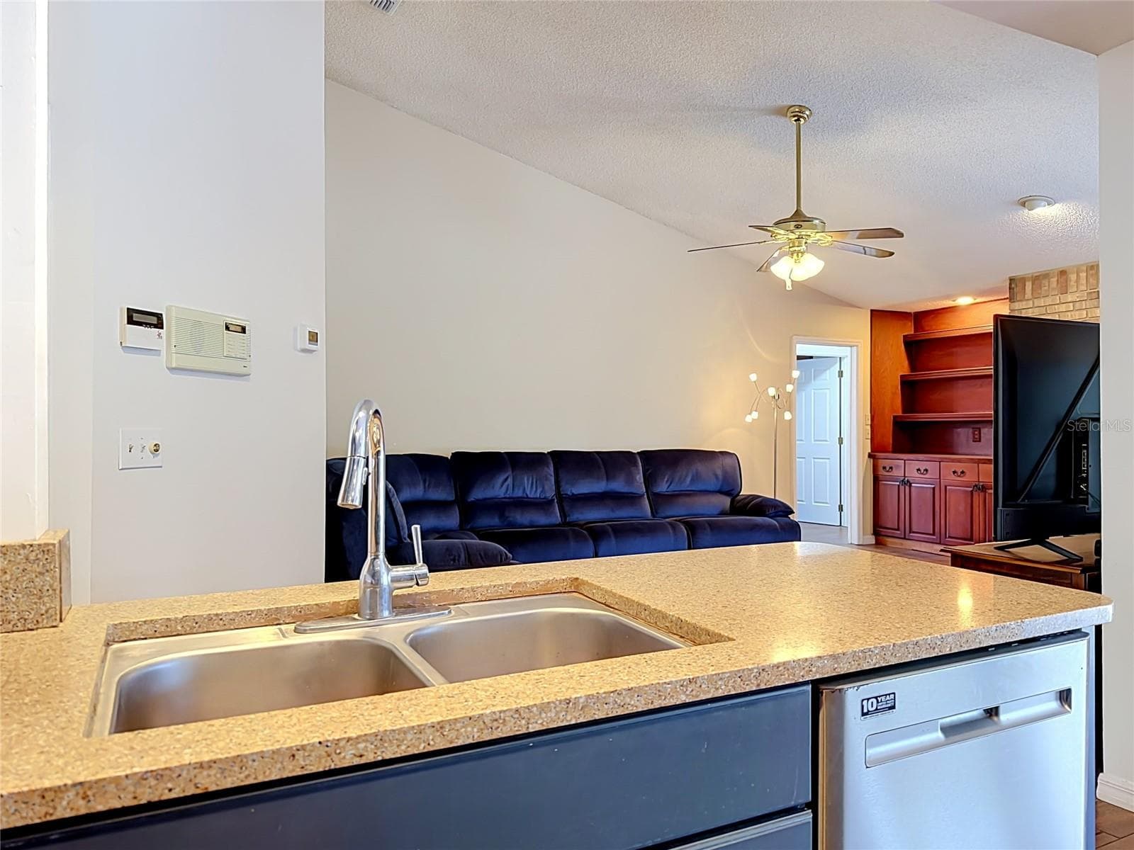 Single Family Residence at 5427 SAGO PALM CT, ORLANDO, photo 12 of 49