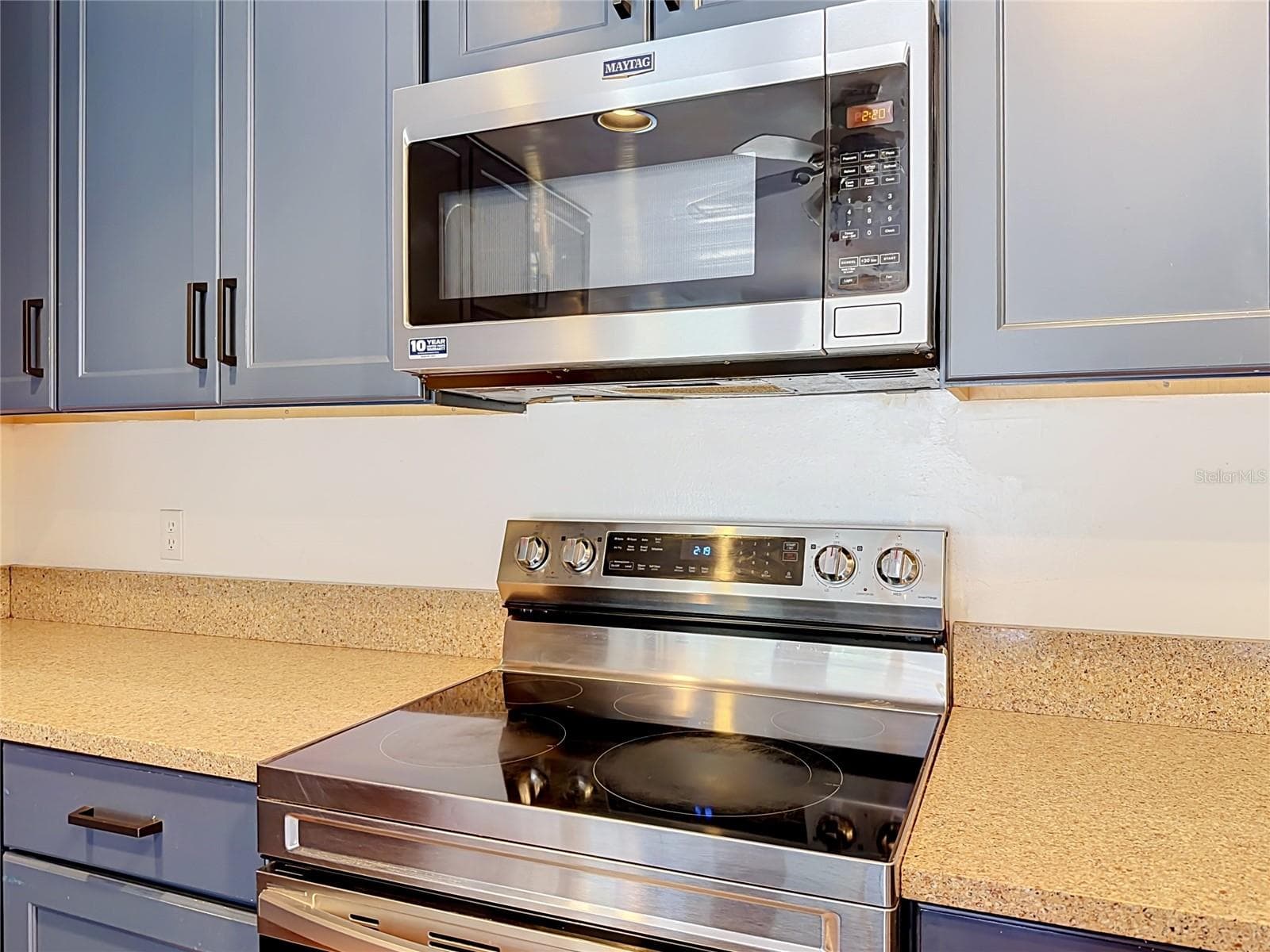 Single Family Residence at 5427 SAGO PALM CT, ORLANDO, photo 13 of 49