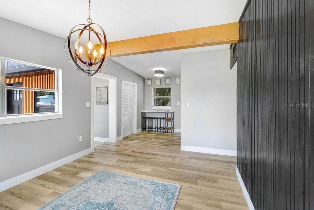 Single Family Residence at 124 EDGEWATER DR, WINTER HAVEN, photo 9 of 39