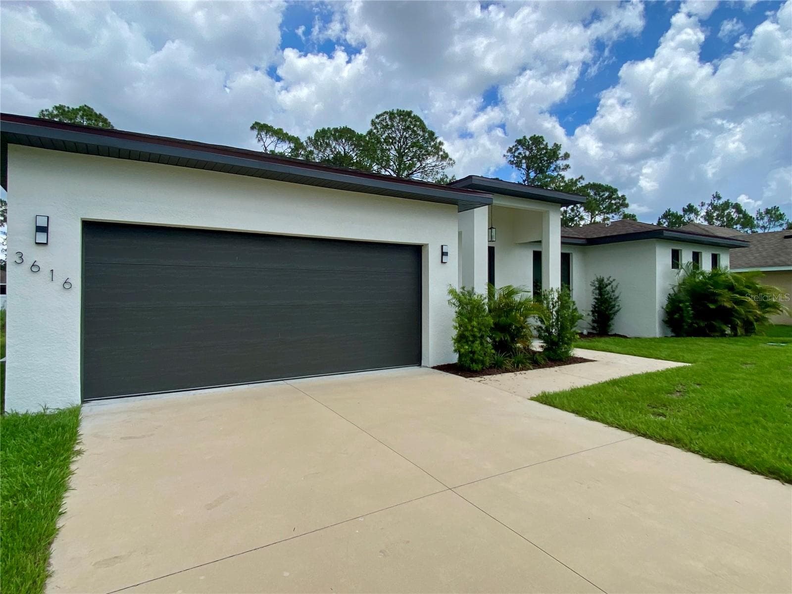 Single Family Residence at 3616 BELLEFONTE AVE, NORTH PORT, photo 2 of 34