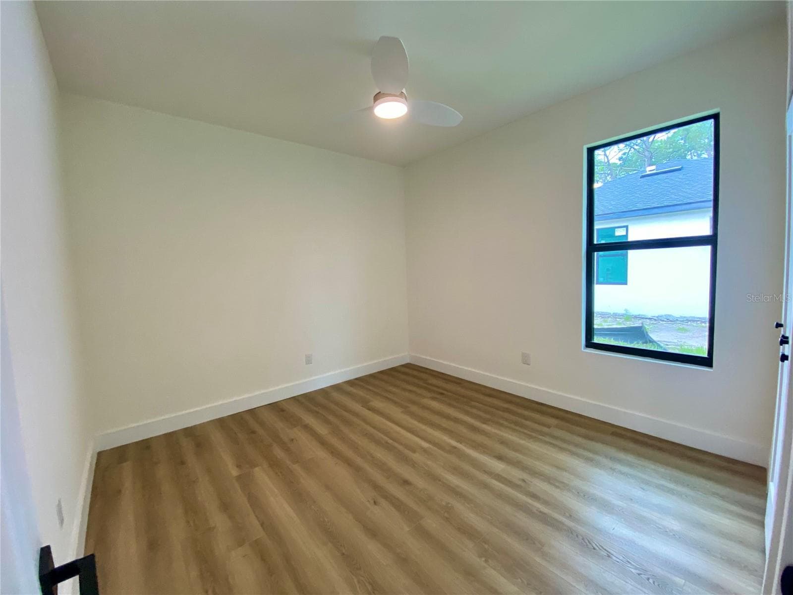 Single Family Residence at 3616 BELLEFONTE AVE, NORTH PORT, photo 21 of 34
