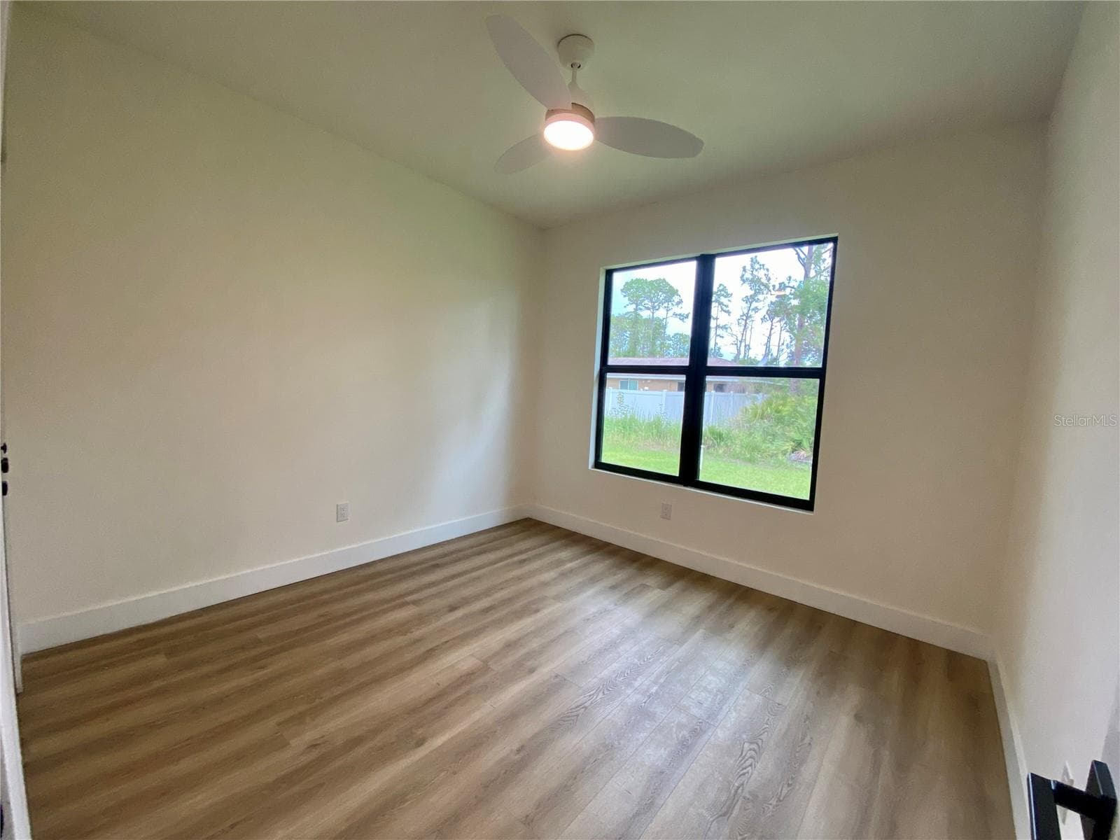 Single Family Residence at 3616 BELLEFONTE AVE, NORTH PORT, photo 23 of 34
