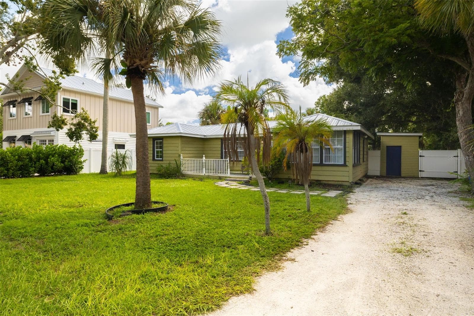 Single Family Residence at 2316 GULL LN, SARASOTA, photo 3 of 45