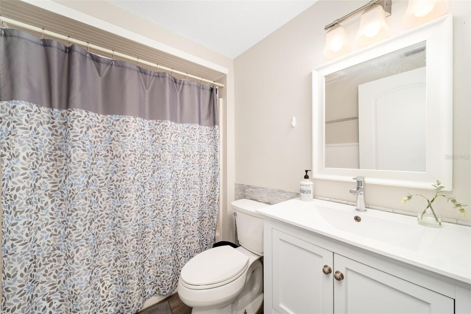 Single Family Residence at 2316 GULL LN, SARASOTA, photo 15 of 45