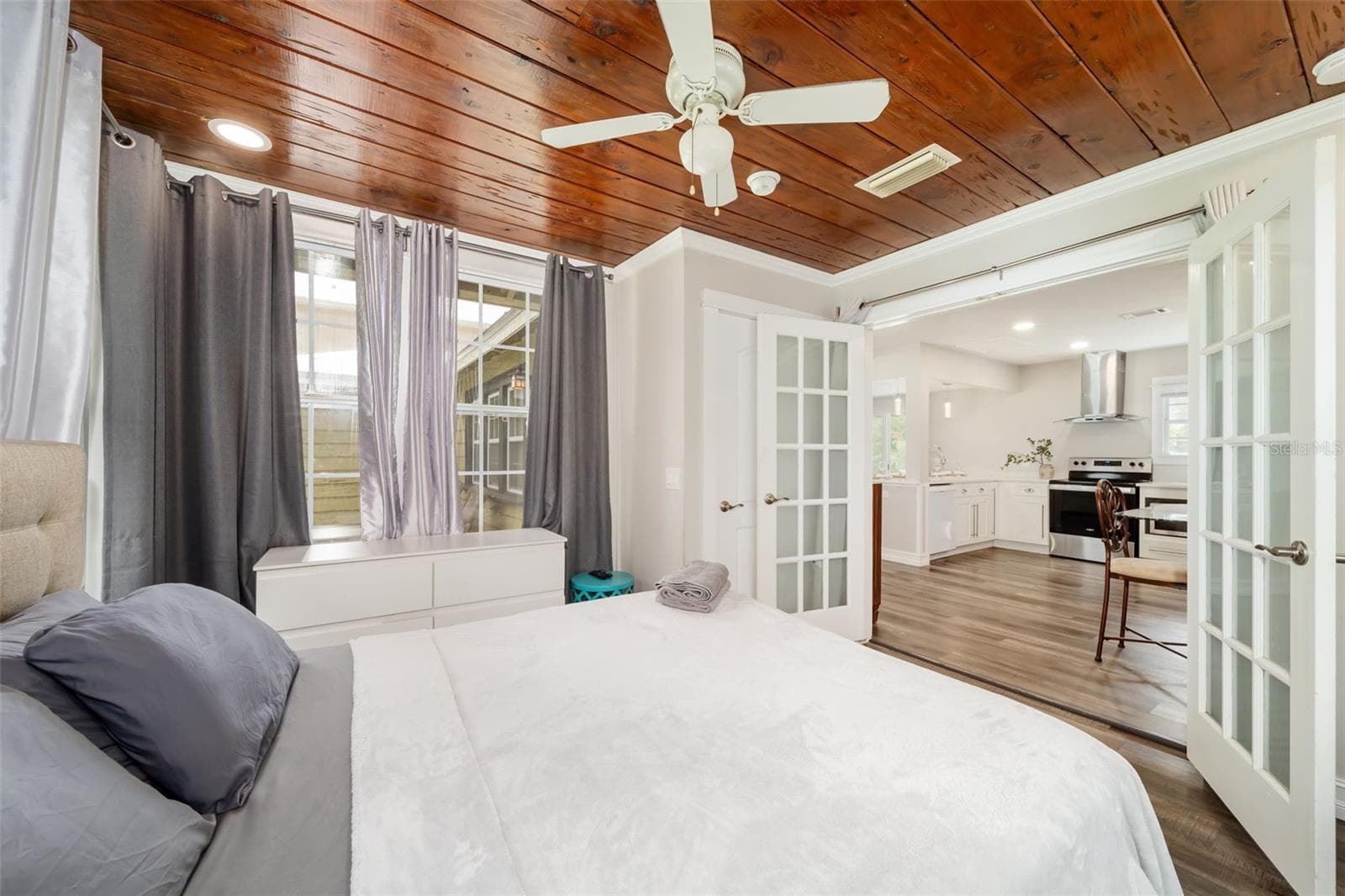 Single Family Residence at 2316 GULL LN, SARASOTA, photo 26 of 45