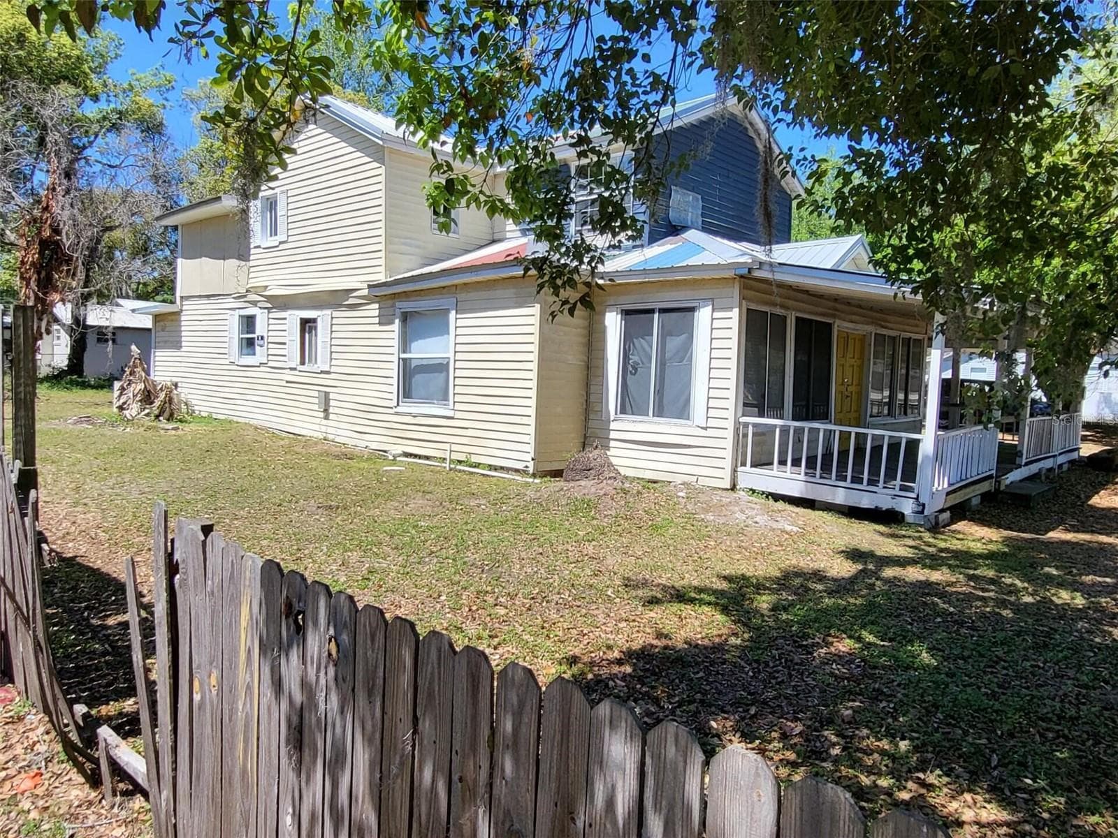 Single Family Residence at 3520 N FLORIDA AVE, LAKELAND, photo 3 of 4