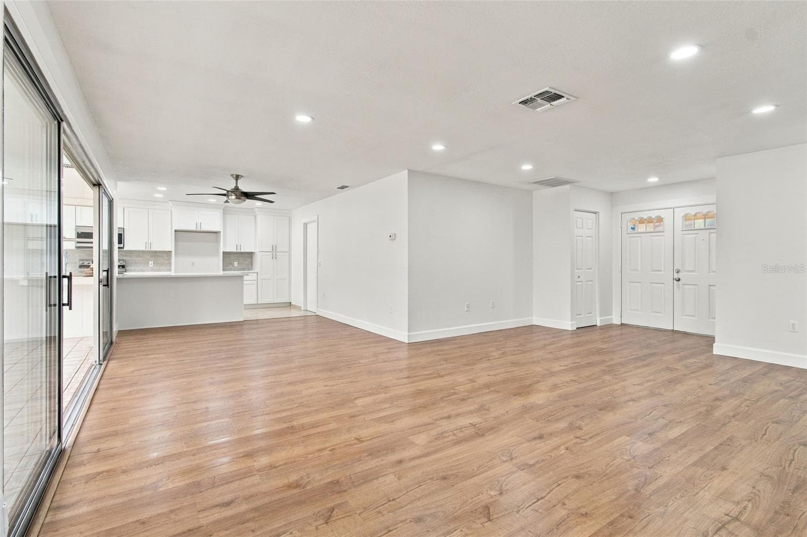 Single Family Residence at 9601 NOBLE CT, NEW PORT RICHEY, photo 10 of 32
