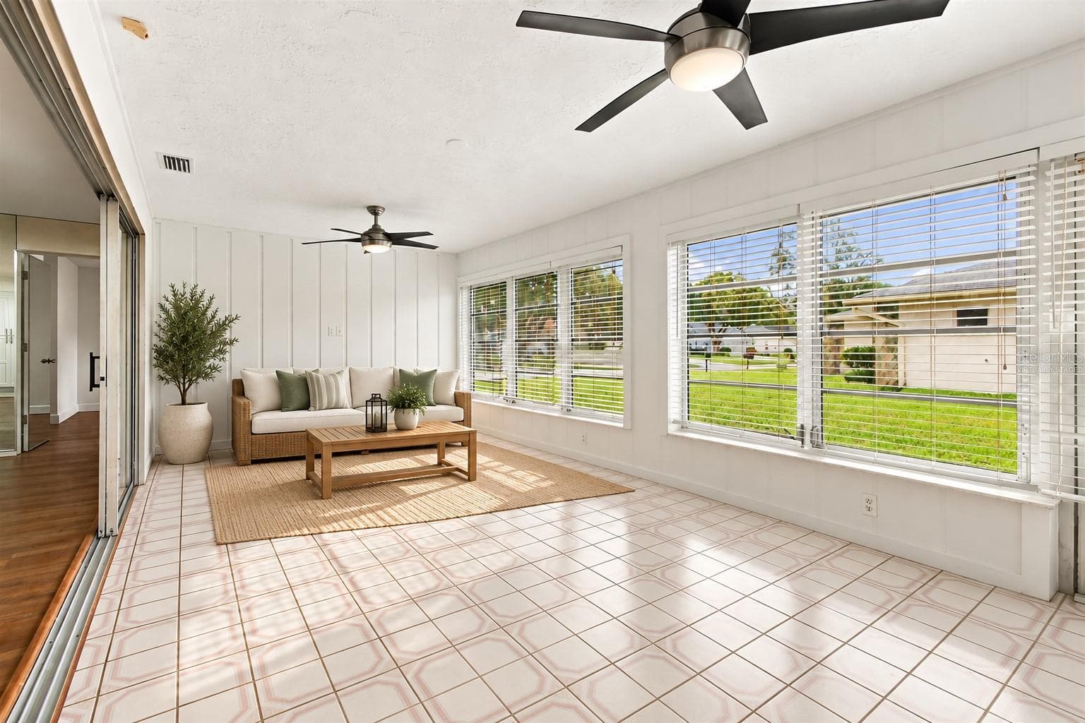 Virtually Staged - 9601 NOBLE CT, NEW PORT RICHEY