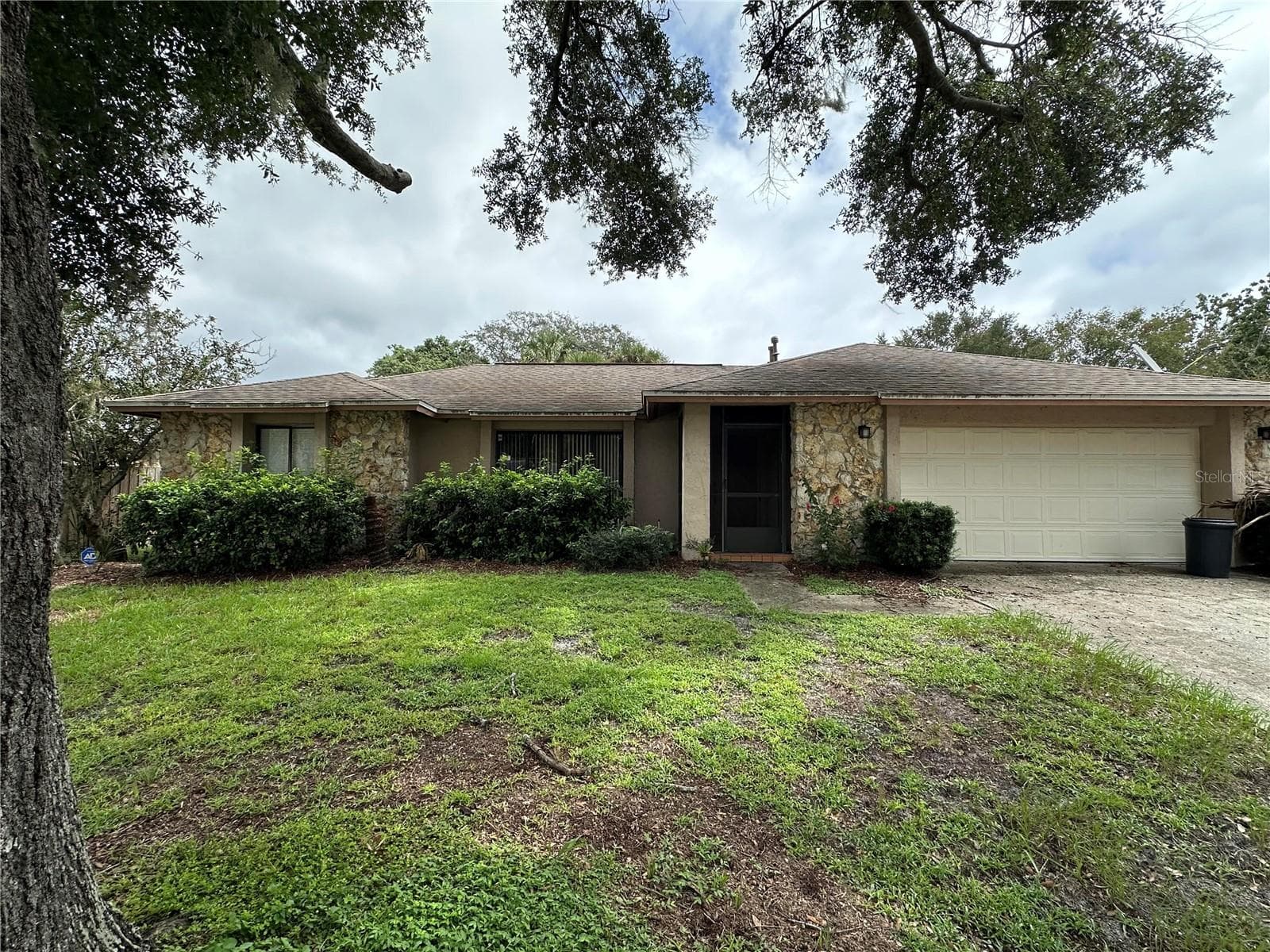 4737 DUNBARTON DR