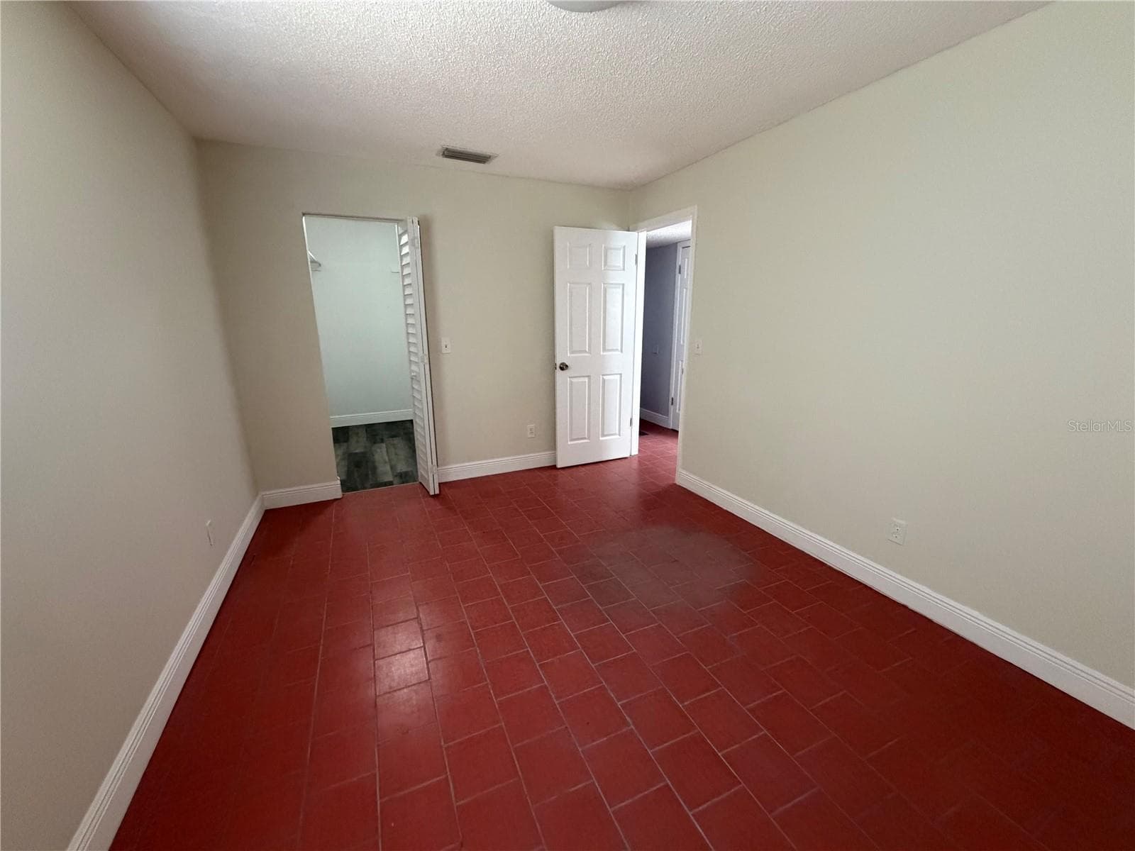 Duplex at 3096 GREEN ACRES AVE, LARGO, photo 11 of 44