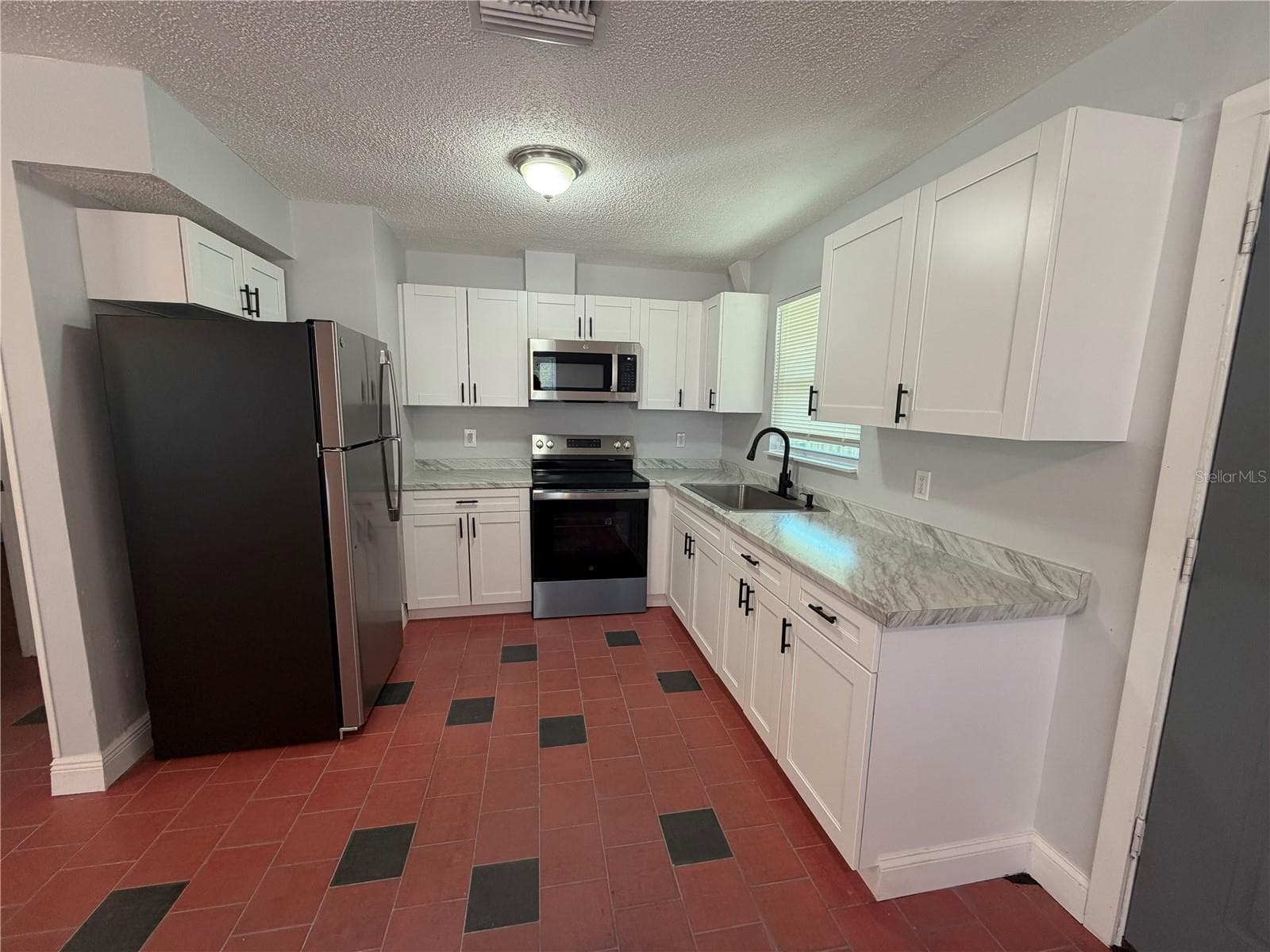 Duplex at 3096 GREEN ACRES AVE, LARGO, photo 15 of 44