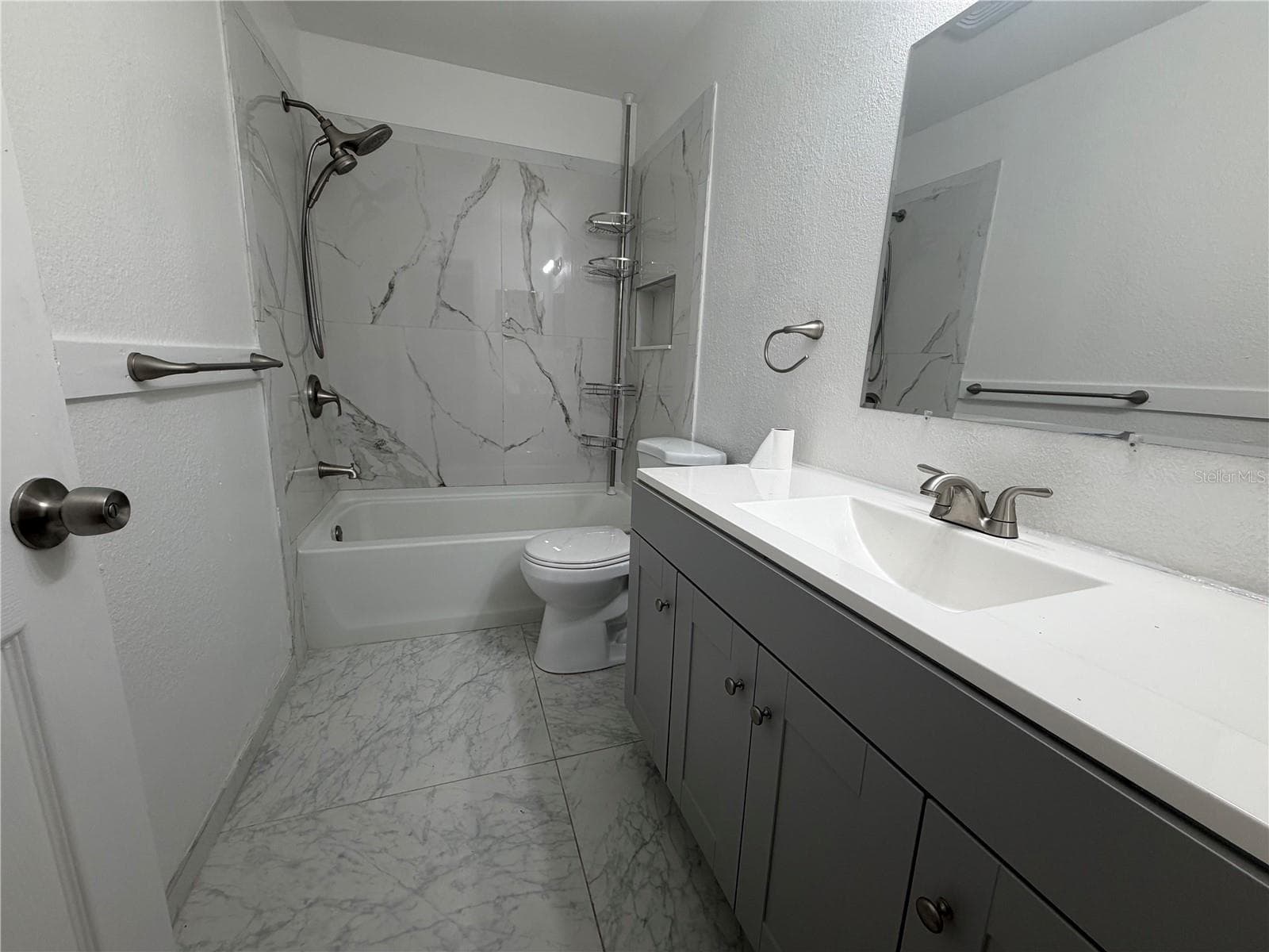 Duplex at 3096 GREEN ACRES AVE, LARGO, photo 18 of 44