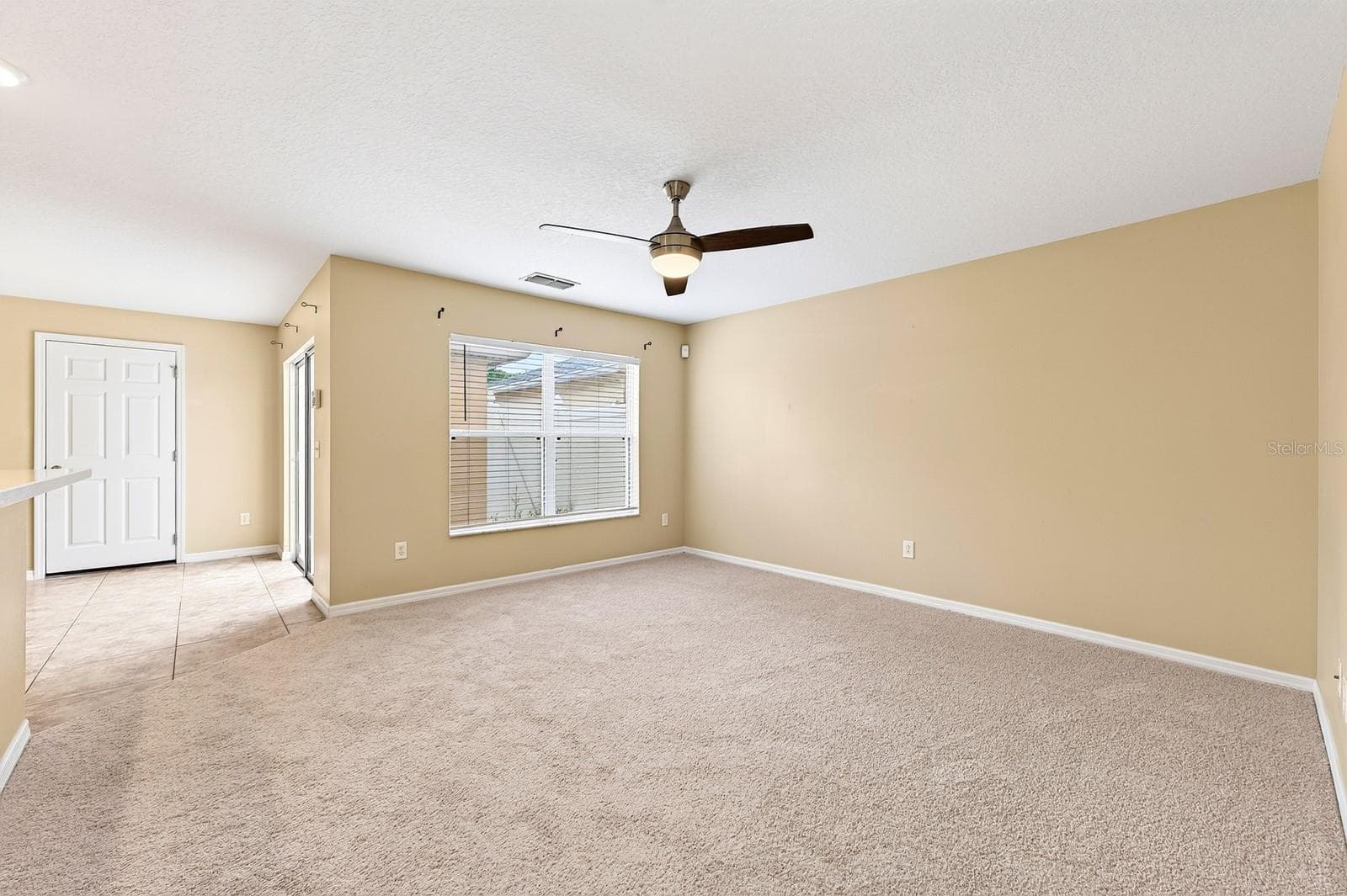 Living Area. - 2564 ABEY BLANCO DR, ORLANDO