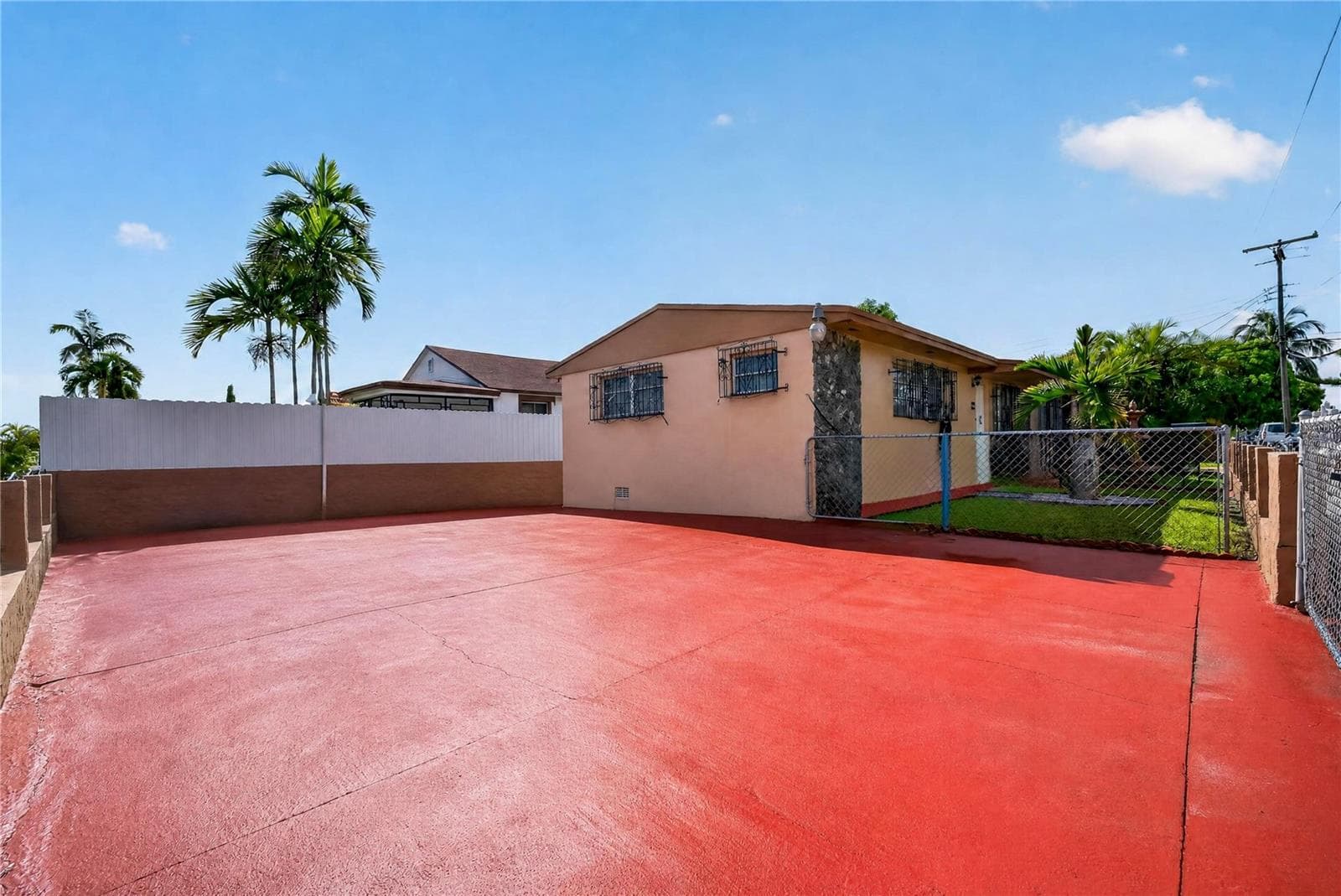 Single Family Residence at 500 E 40TH ST, HIALEAH, photo 6 of 36