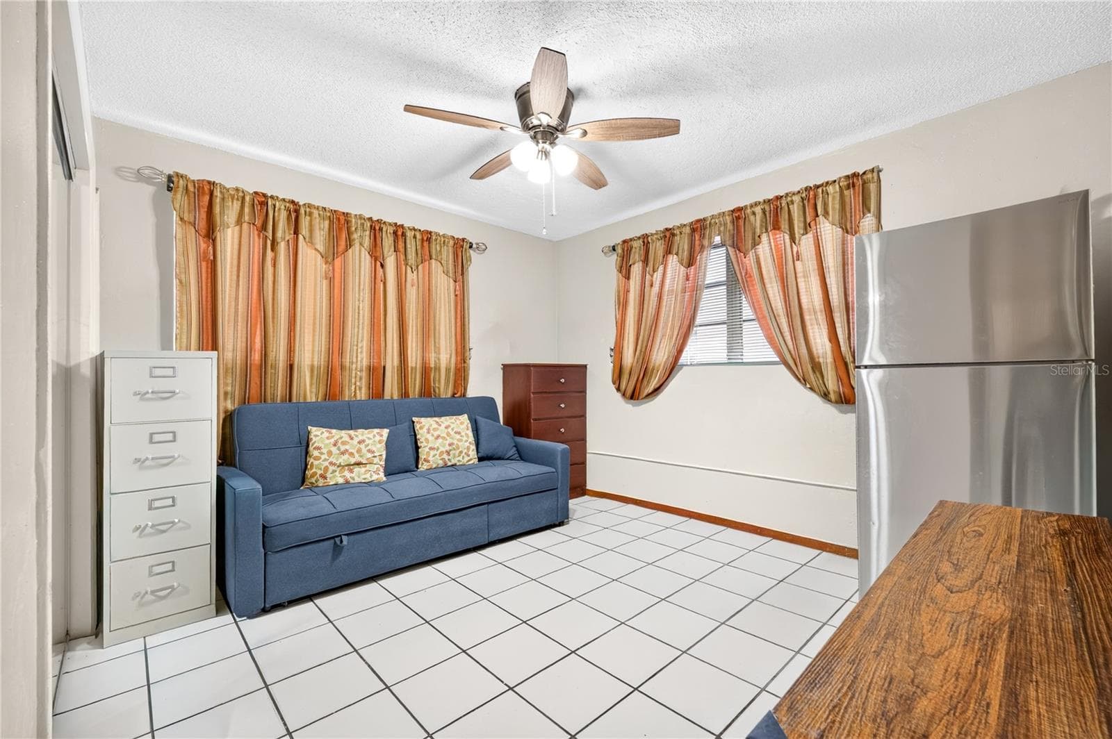 bedroom converted into living space - 500 E 40TH ST, HIALEAH