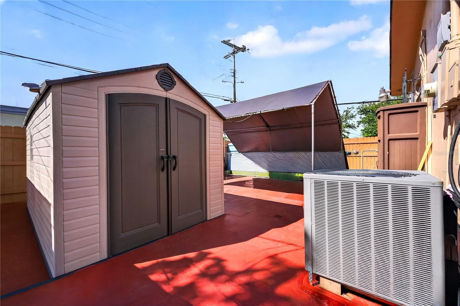 outdoor - 500 E 40TH ST, HIALEAH