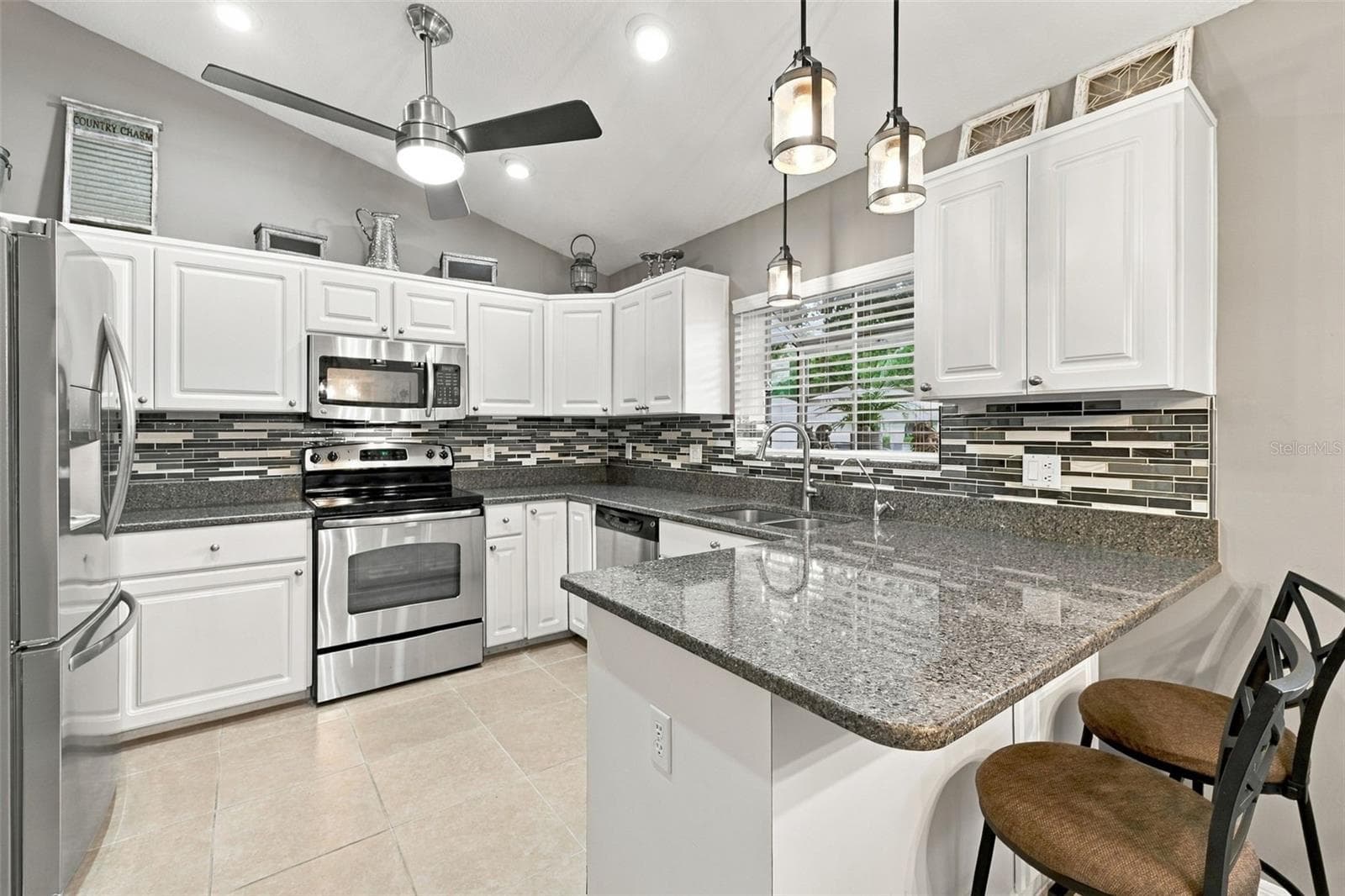 Single Family Residence at 1411 STROUD CT, NEW PORT RICHEY, photo 18 of 61