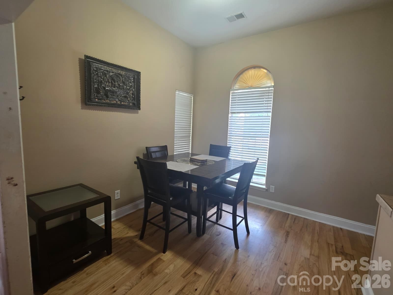 Single Family Residence at 11619 Bowsby Court, Charlotte, photo 5 of 9