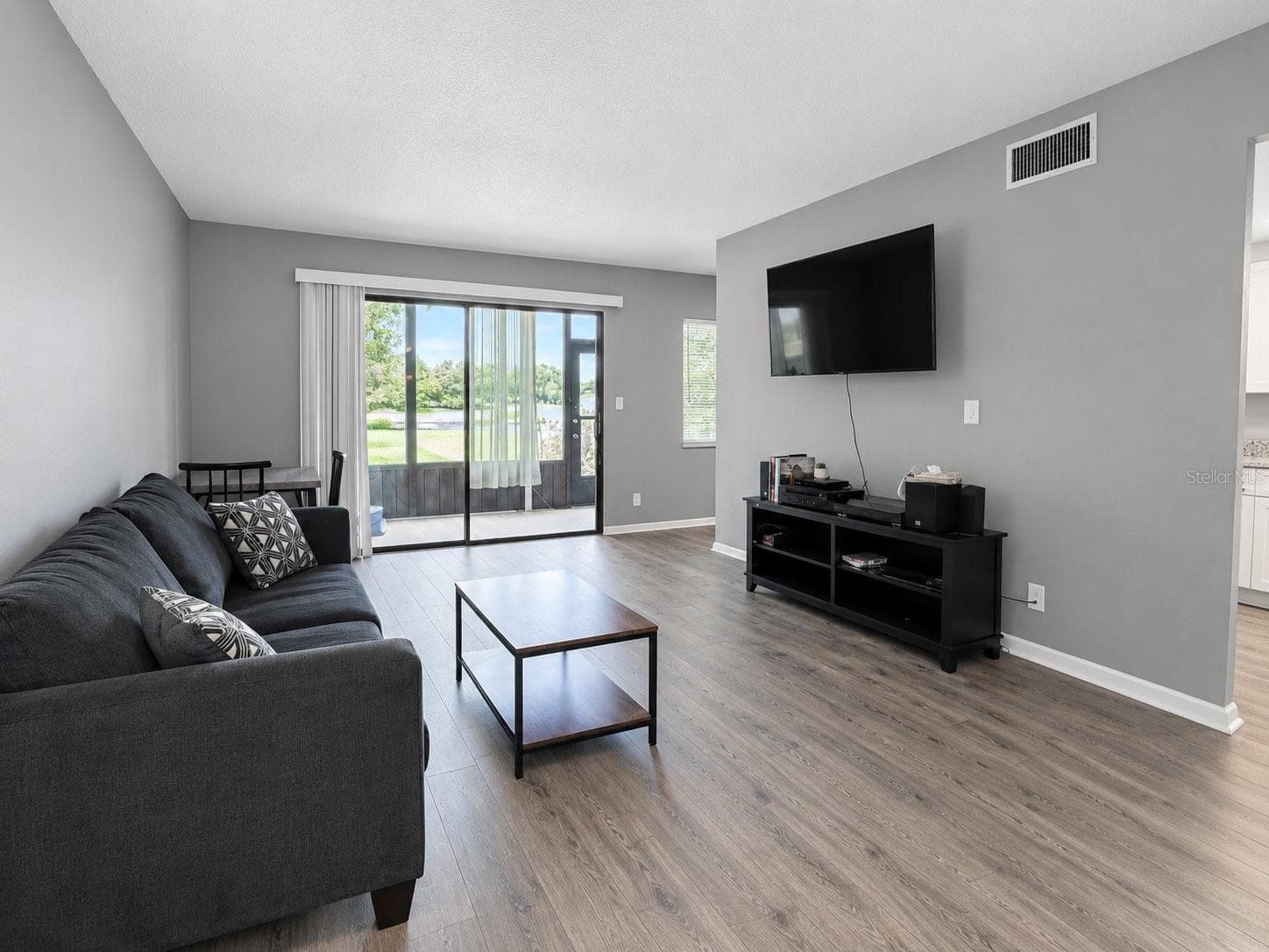 Living room - 693 MIDWAY DR #A, OCALA