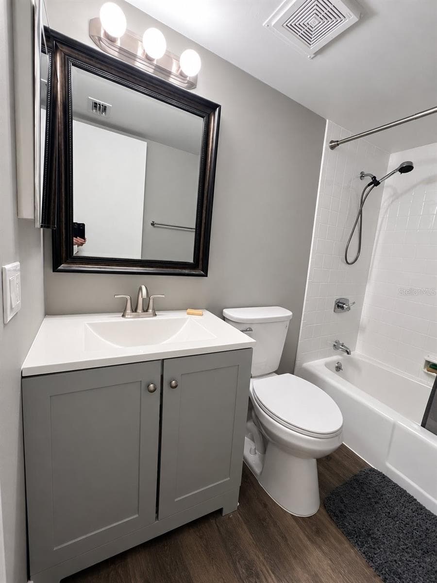 bathroom - 693 MIDWAY DR #A, OCALA