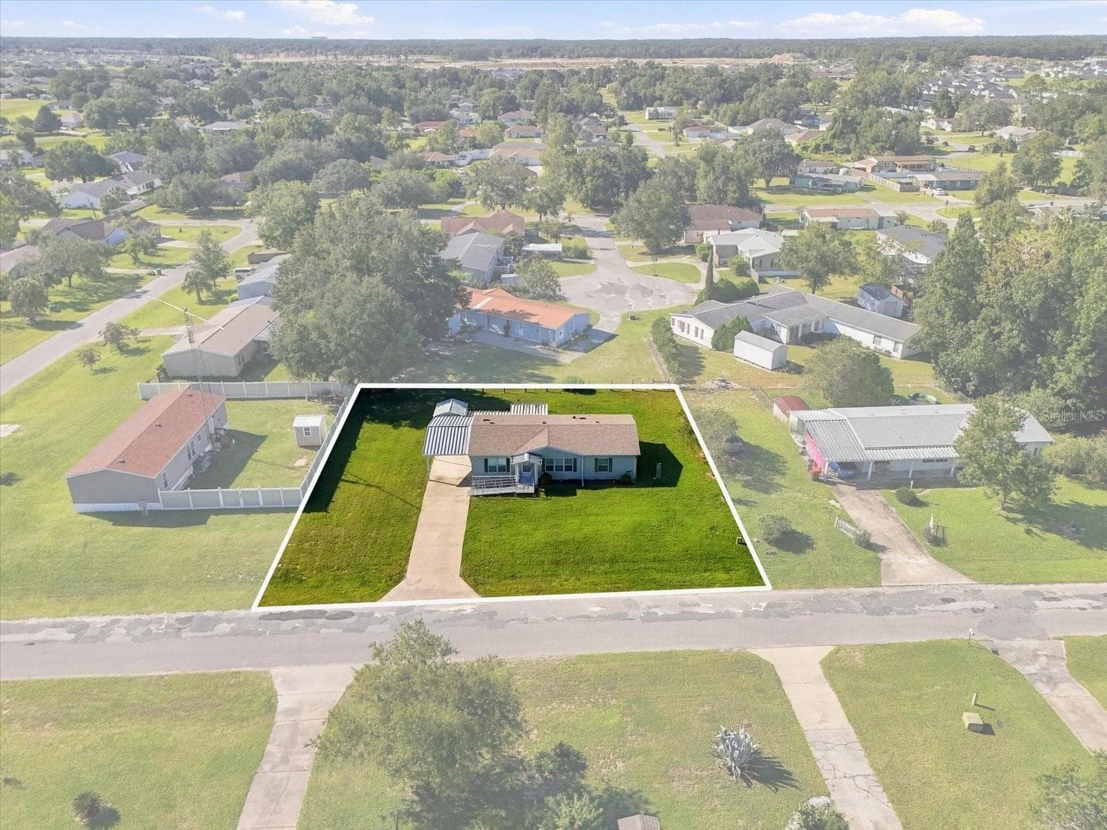 Manufactured Home at 6622 SW 84TH ST, OCALA, photo 2 of 39