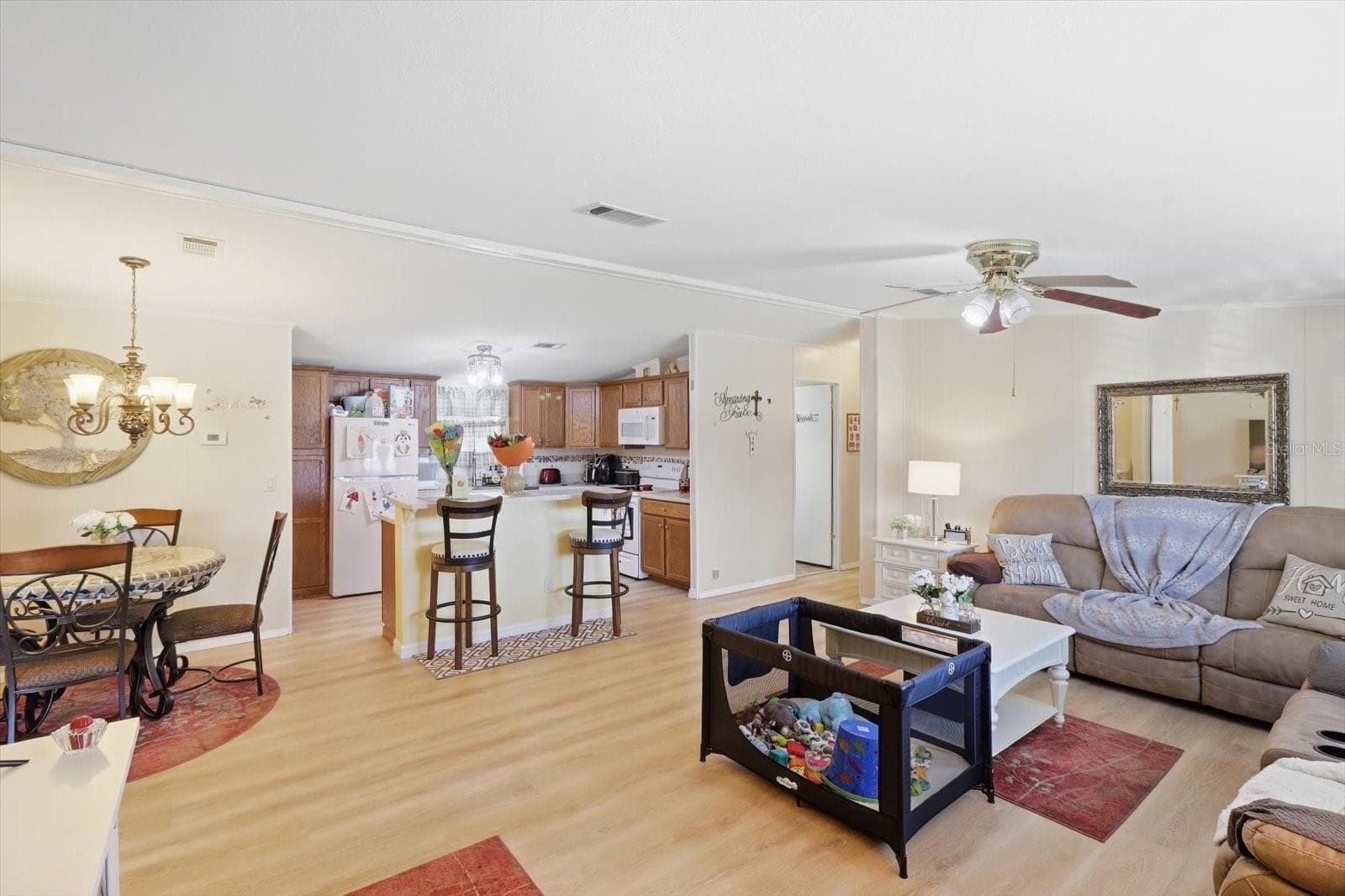 Manufactured Home at 6622 SW 84TH ST, OCALA, photo 6 of 39