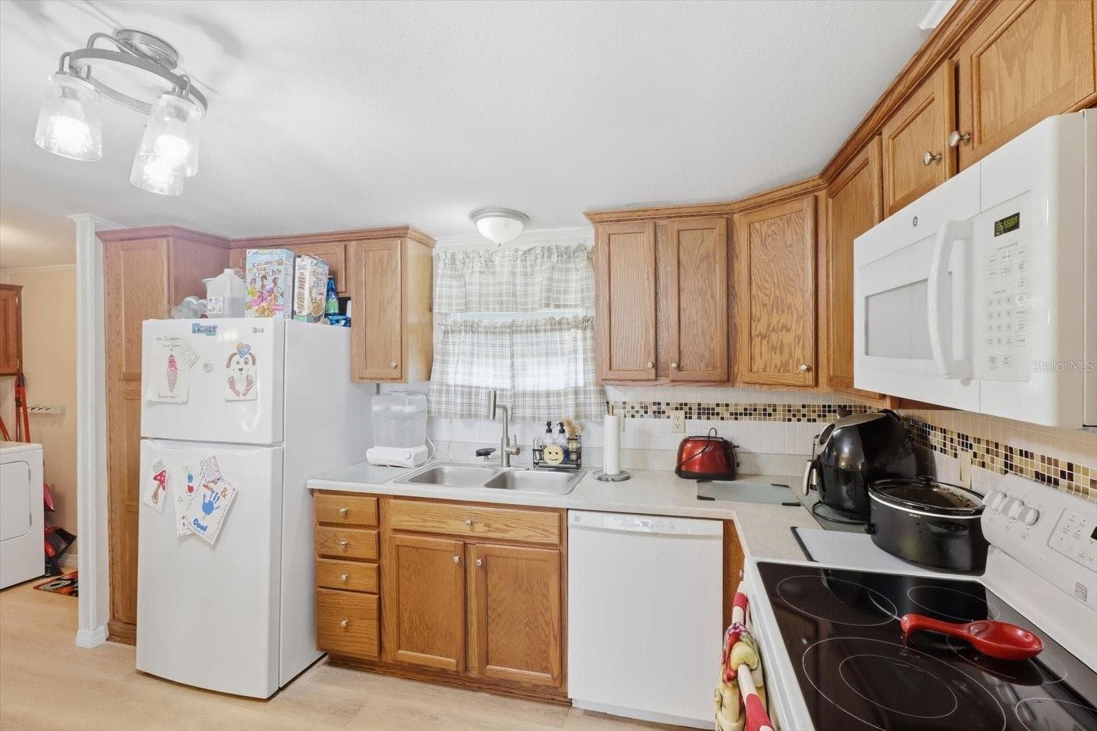 Manufactured Home at 6622 SW 84TH ST, OCALA, photo 13 of 39