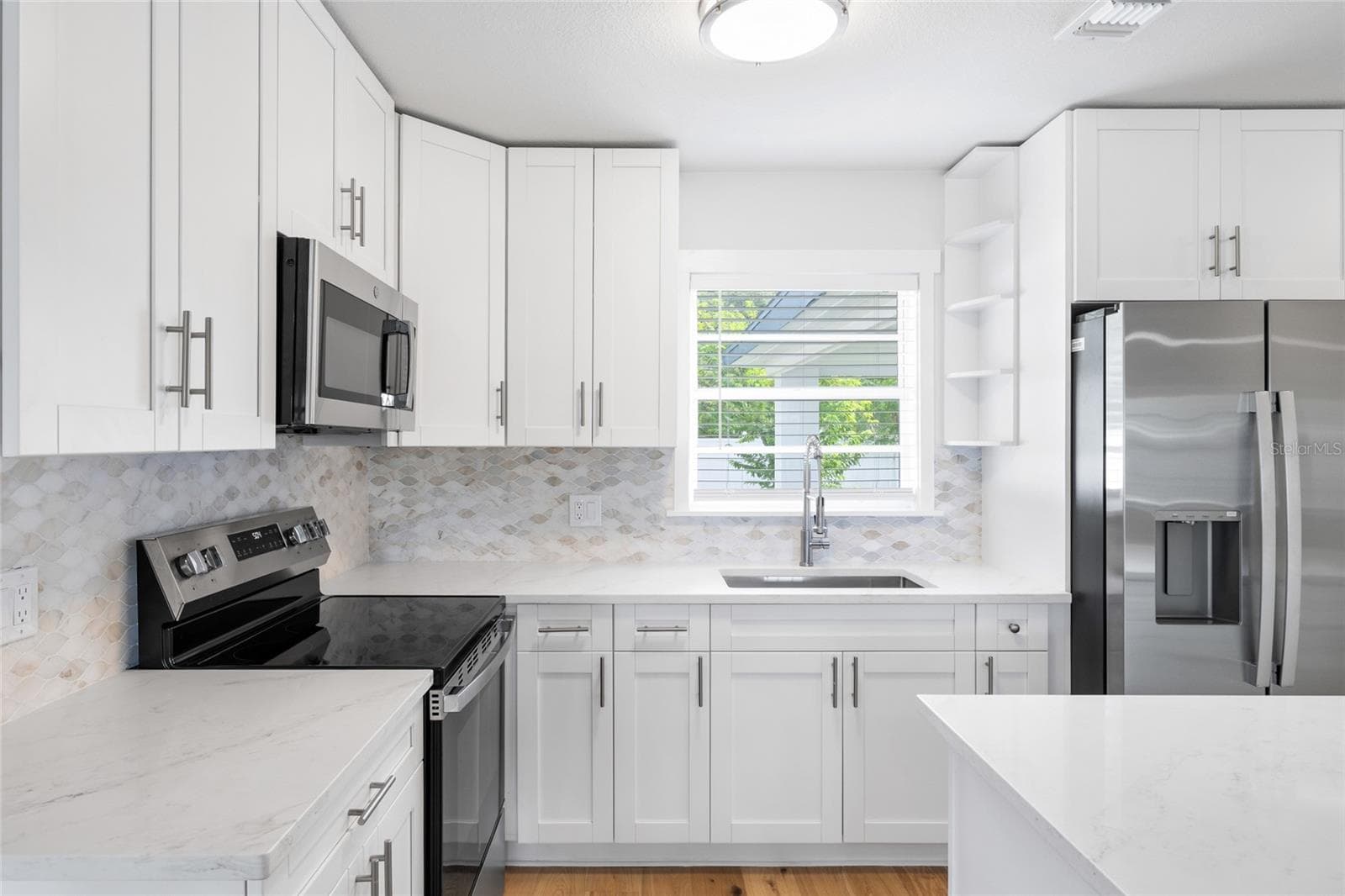 Single Family Residence at 4232 W BAY VIEW AVE, TAMPA, photo 12 of 49