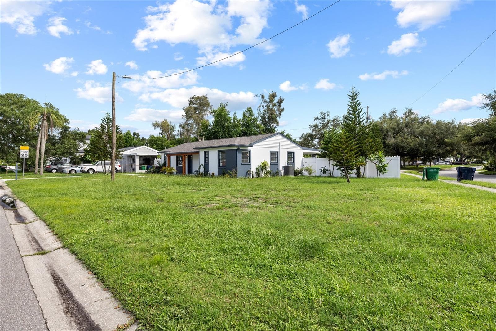 Single Family Residence at 4232 W BAY VIEW AVE, TAMPA, photo 37 of 49