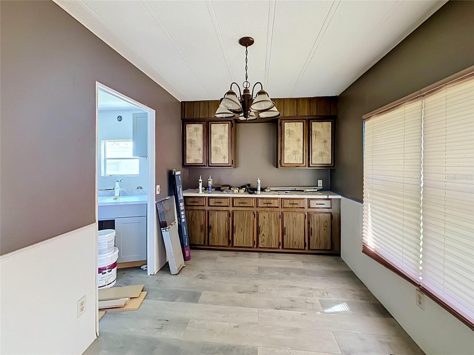 Mobile Home at 3019 REDBUD LN, LAKELAND, photo 10 of 31