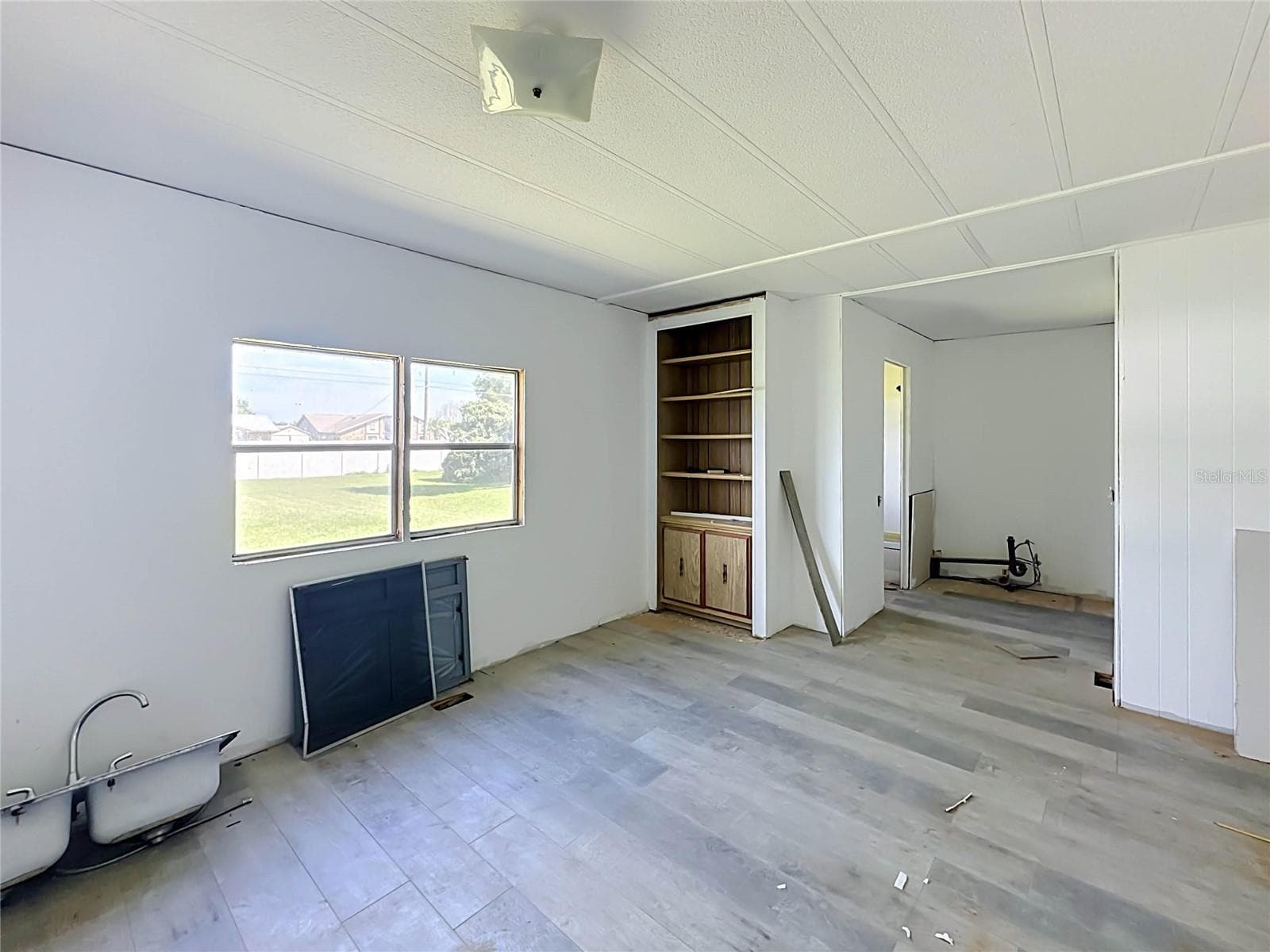 Mobile Home at 3019 REDBUD LN, LAKELAND, photo 19 of 31