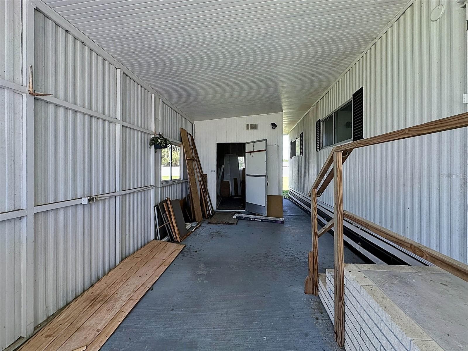 Mobile Home at 3019 REDBUD LN, LAKELAND, photo 23 of 31