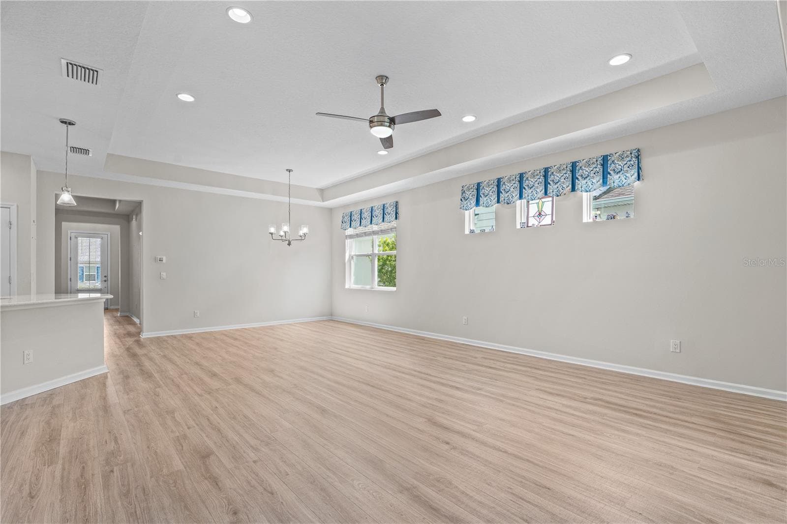 Open Sightlines Everywhere! - 466 MARGARITAVILLE AVE, DAYTONA BEACH