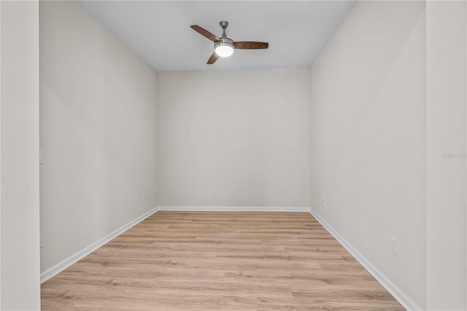Open Office/Bonus Room - 466 MARGARITAVILLE AVE, DAYTONA BEACH