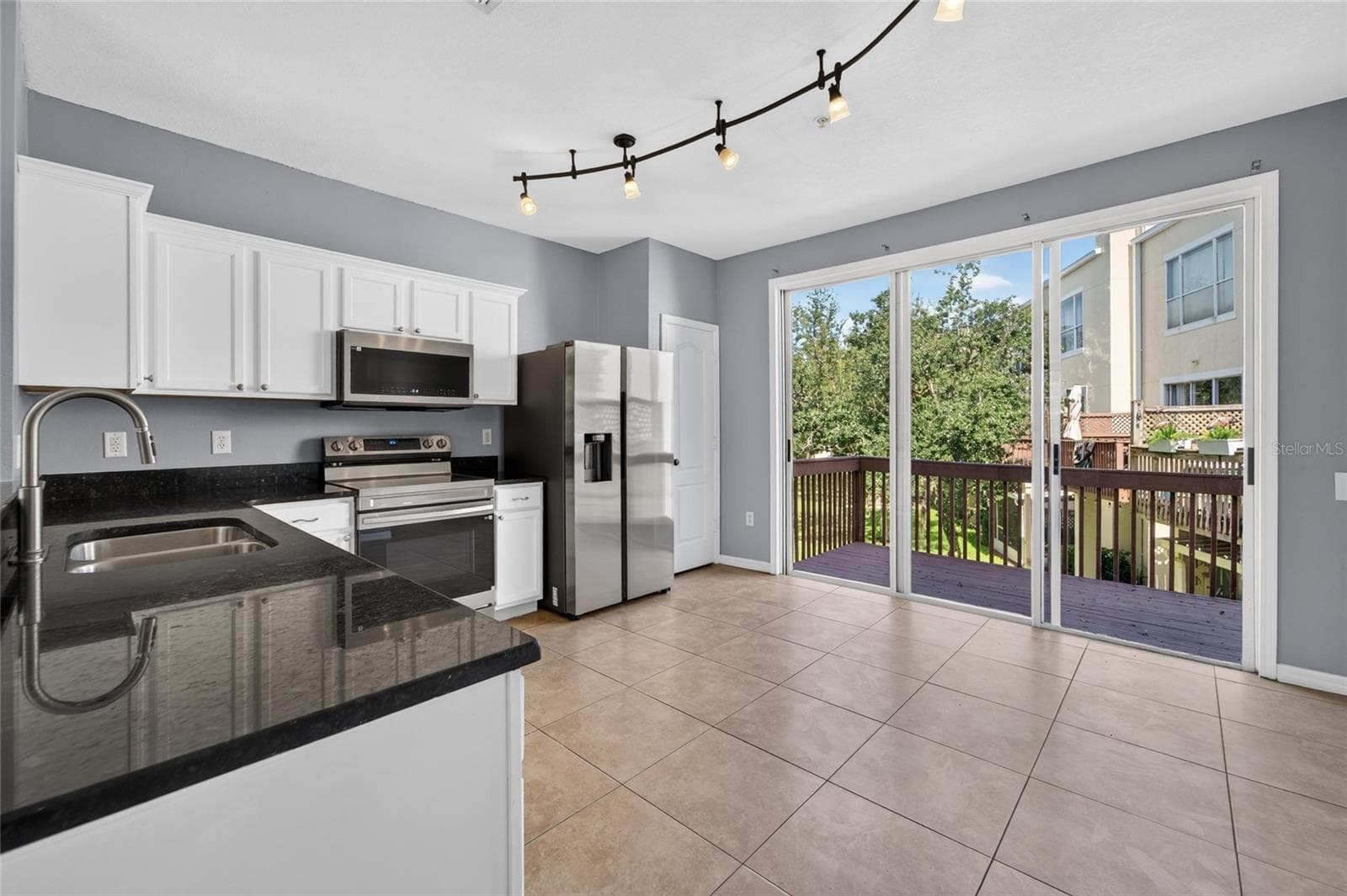 Kitchen - 3186 BAYSHORE OAKS DR, TAMPA