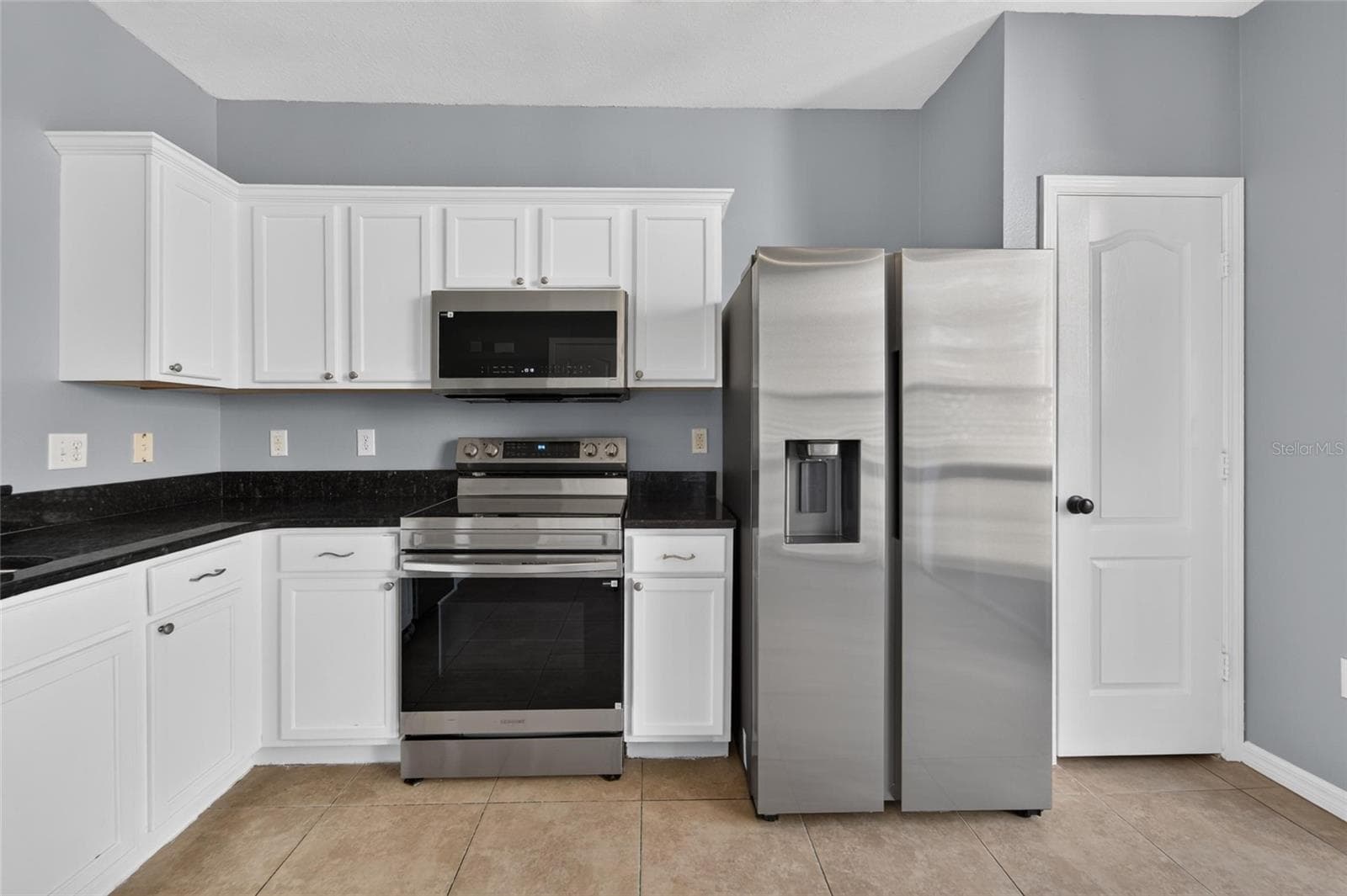 Kitchen - 3186 BAYSHORE OAKS DR, TAMPA