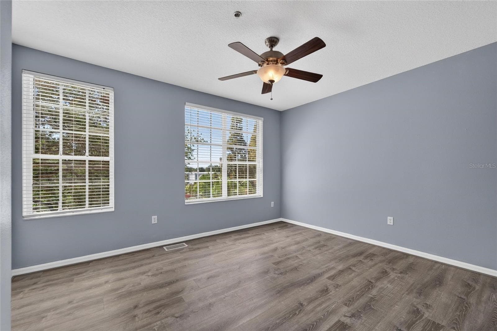 Townhouse at 3186 BAYSHORE OAKS DR, TAMPA, photo 48 of 60