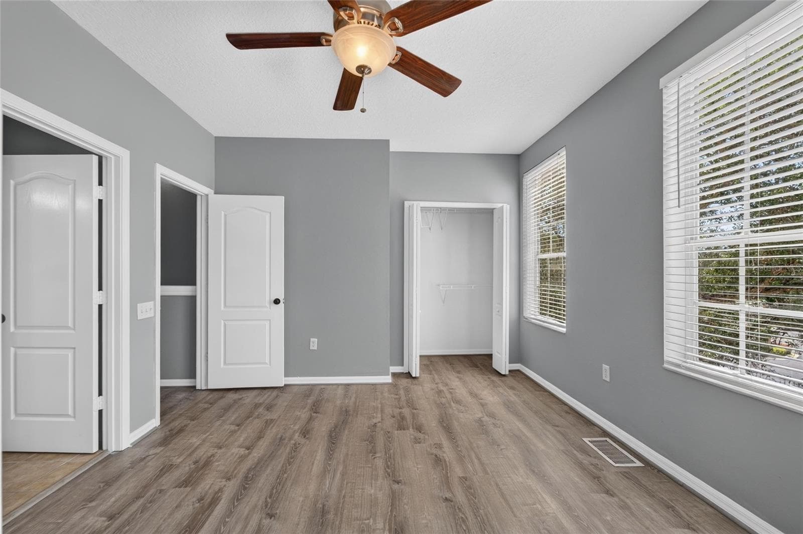 Townhouse at 3186 BAYSHORE OAKS DR, TAMPA, photo 51 of 60
