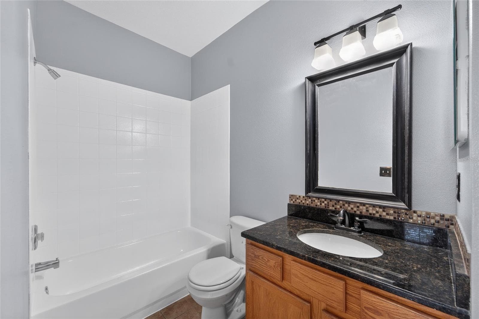 Townhouse at 3186 BAYSHORE OAKS DR, TAMPA, photo 44 of 60