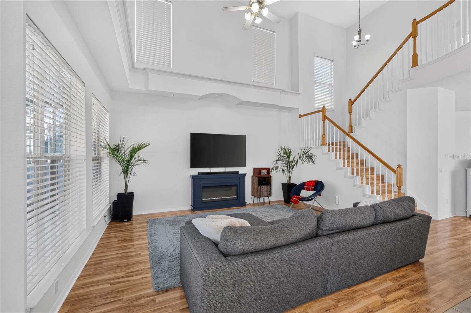 Single Family Residence at 902 WATERSIDE DR, CELEBRATION, photo 15 of 52