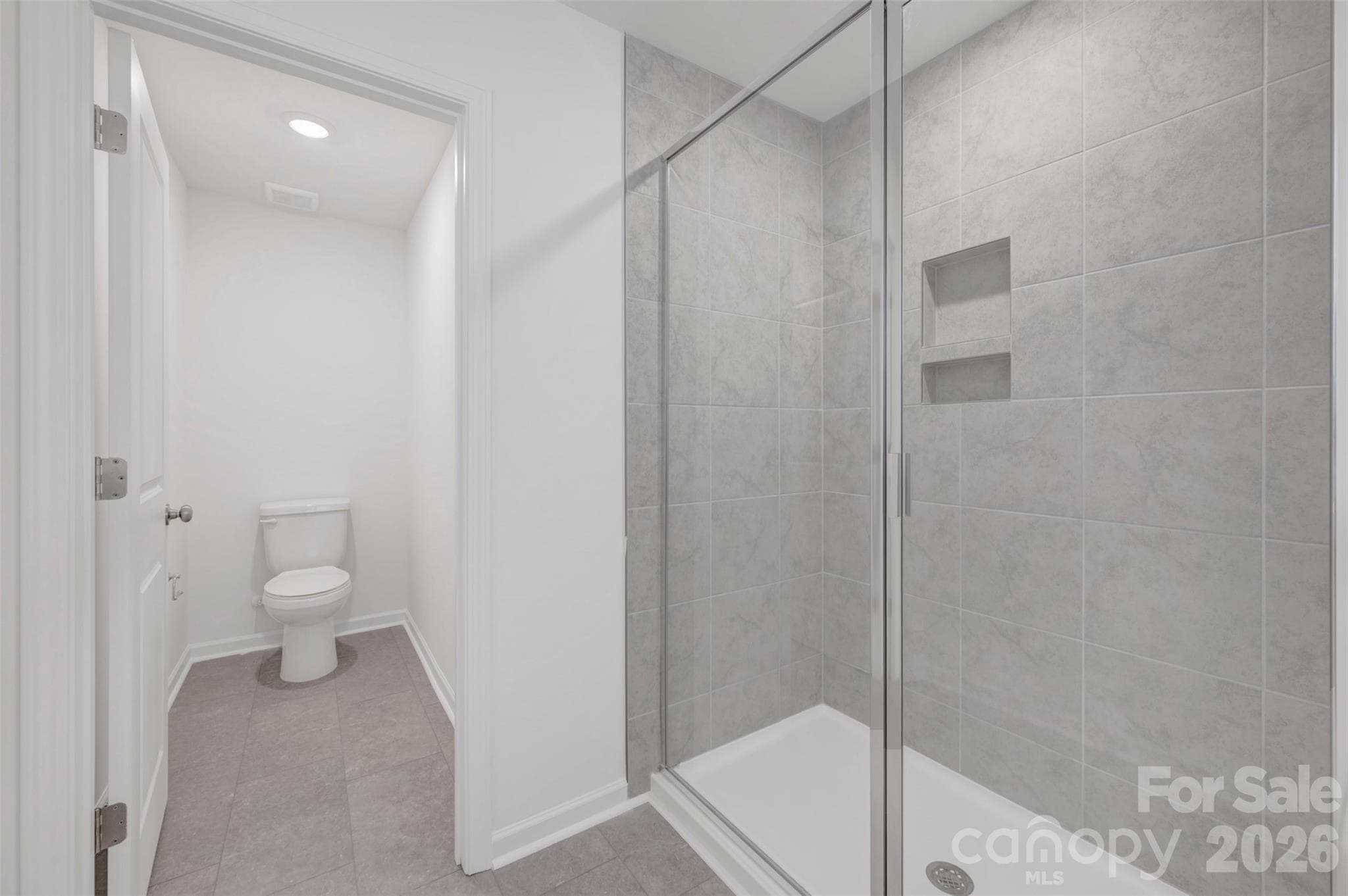 Owner's suite - 1493 Kate Cecil Way, York