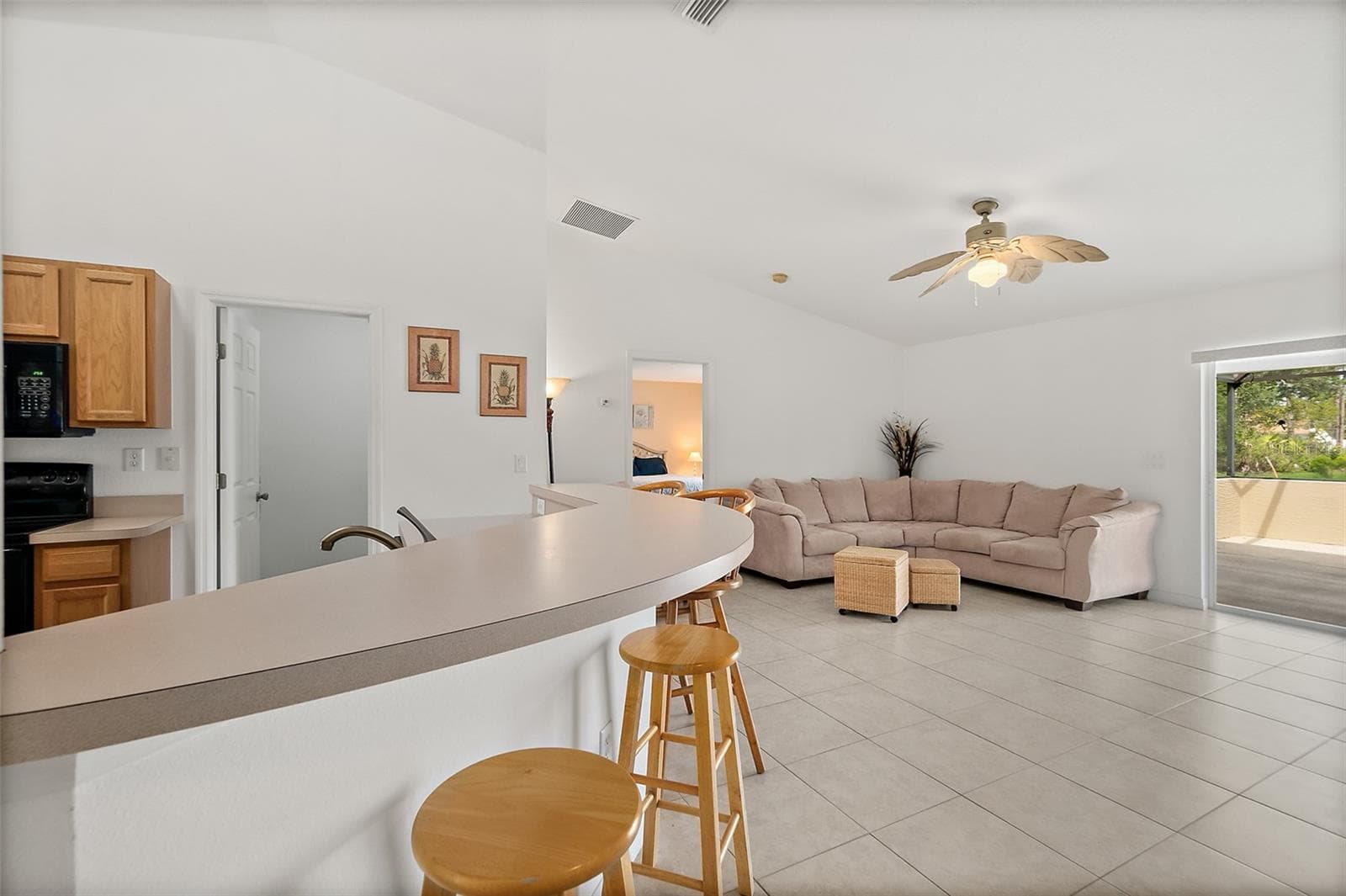 Single Family Residence at 3 PINE BUD PL, PALM COAST, photo 15 of 38