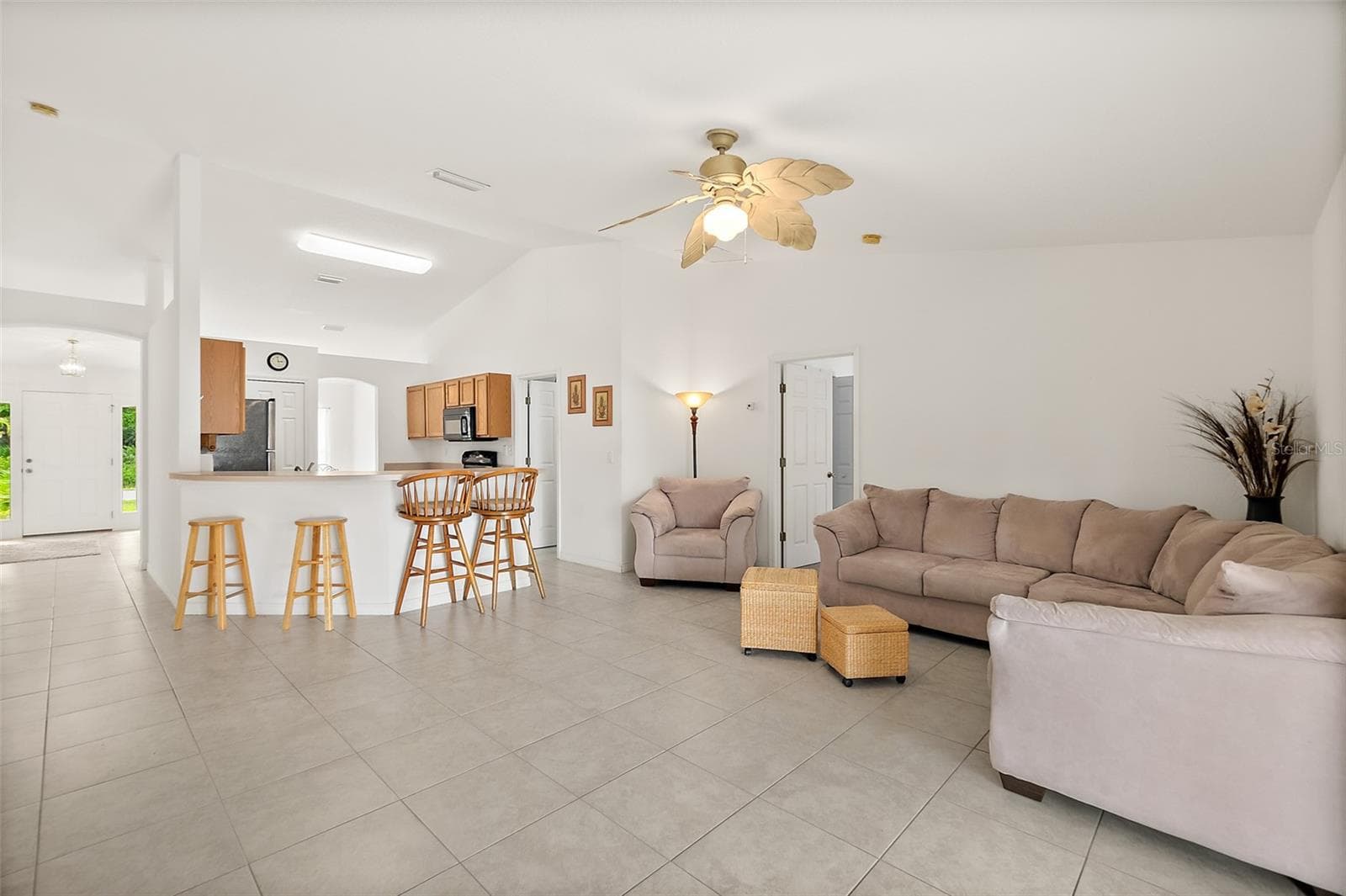 Single Family Residence at 3 PINE BUD PL, PALM COAST, photo 16 of 38