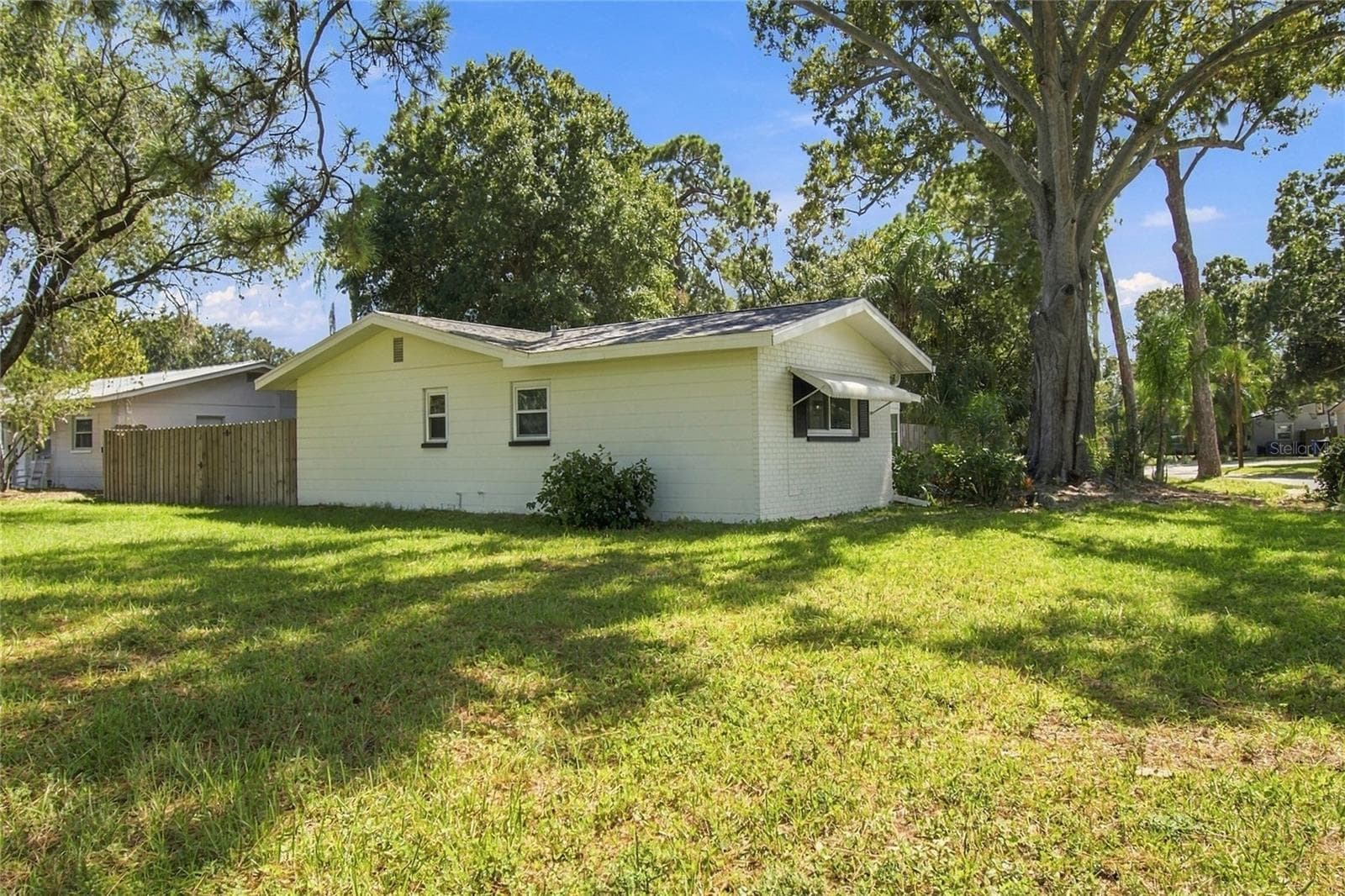 Single Family Residence at 5625 ATLANTIC AVE N, ST PETERSBURG, photo 37 of 44
