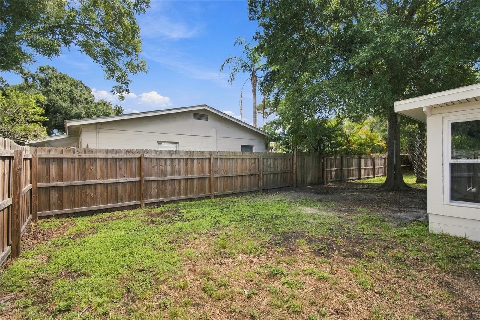 Single Family Residence at 5625 ATLANTIC AVE N, ST PETERSBURG, photo 36 of 44