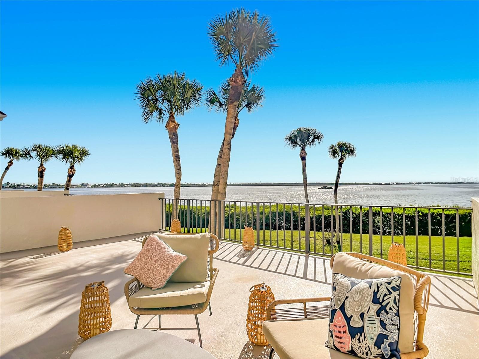 1551 BEACH RD #205