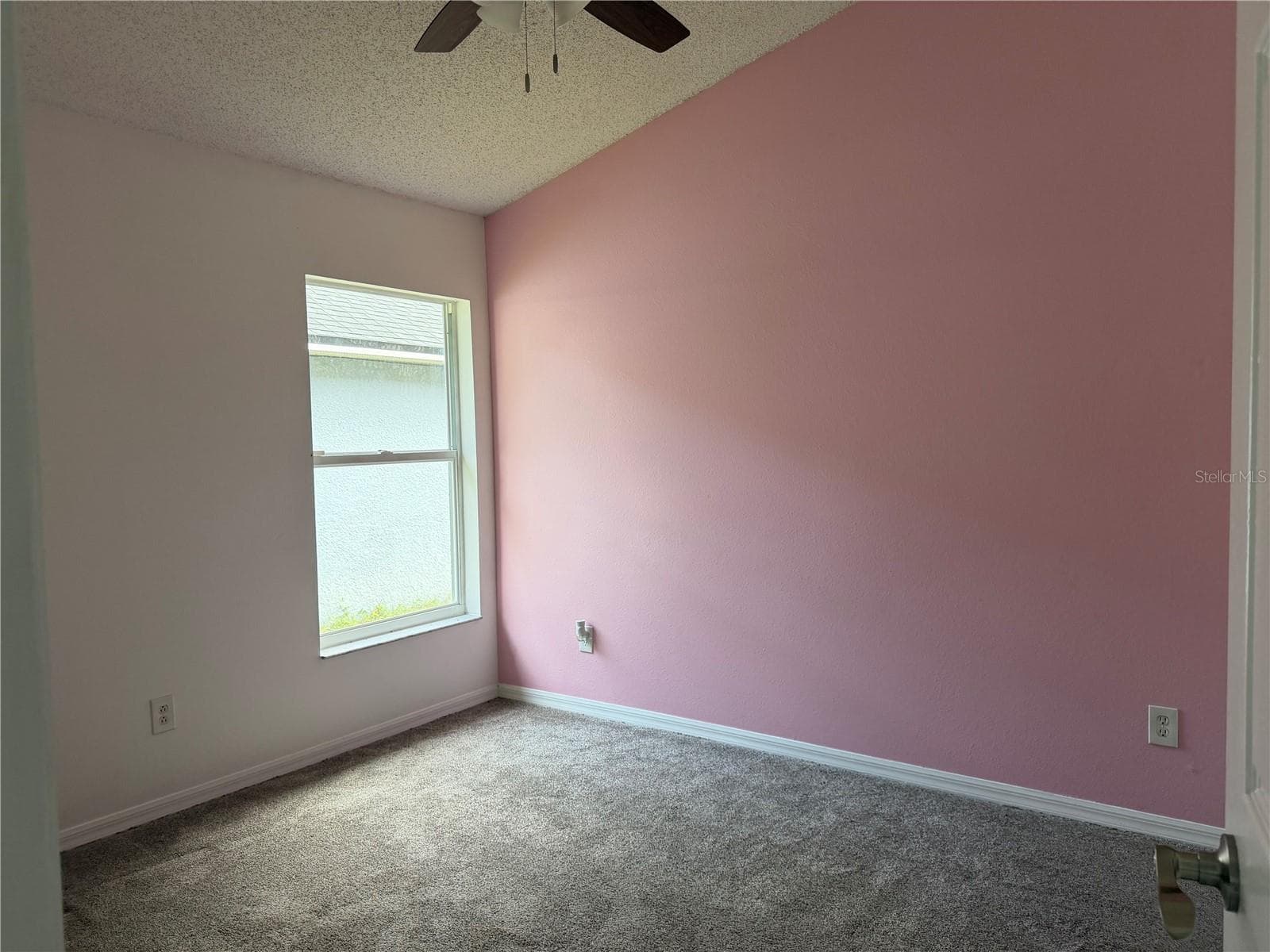 Single Family Residence at 1079 STONEHAM DR, GROVELAND, photo 7 of 18