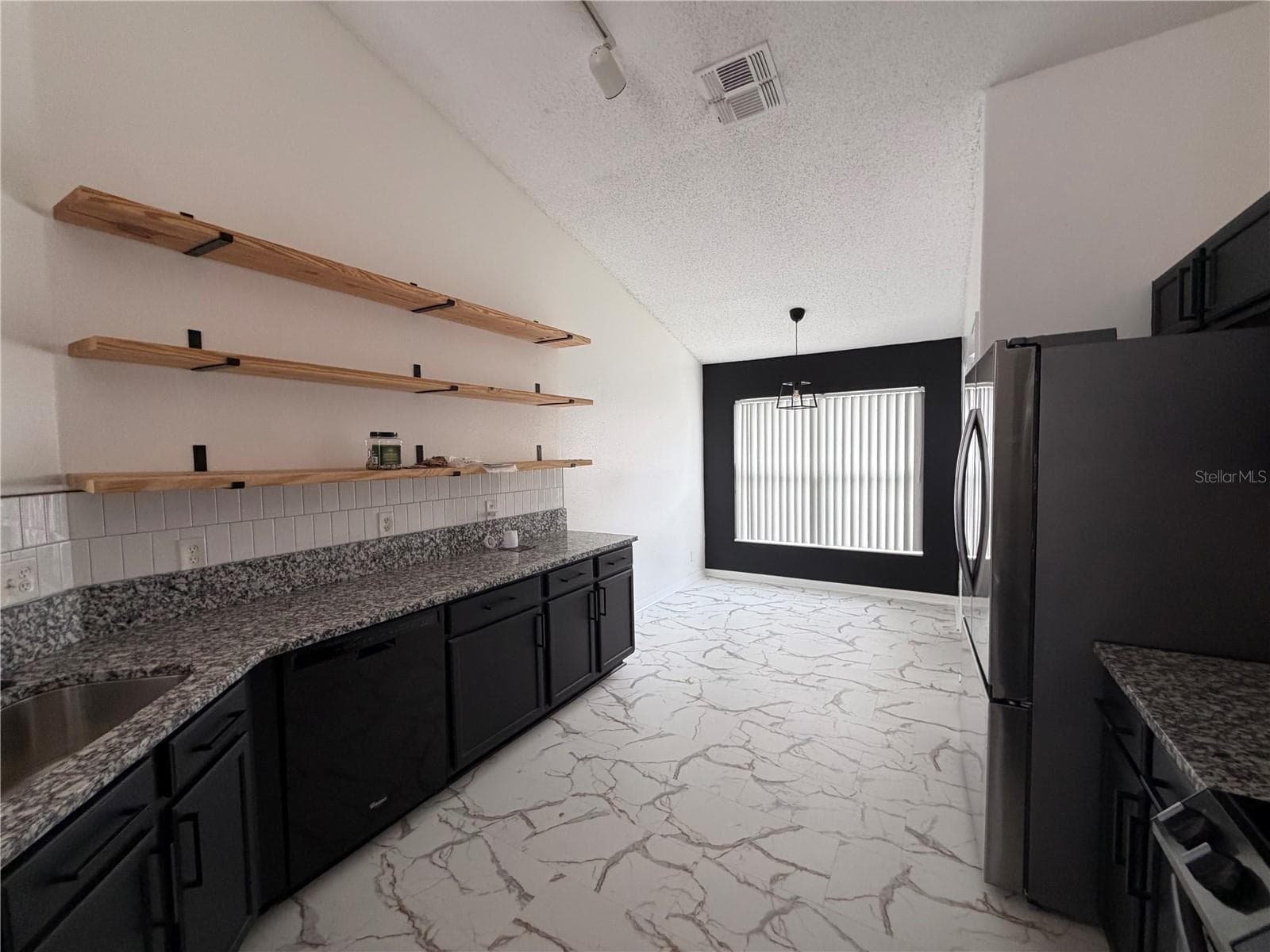 Single Family Residence at 1079 STONEHAM DR, GROVELAND, photo 18 of 18