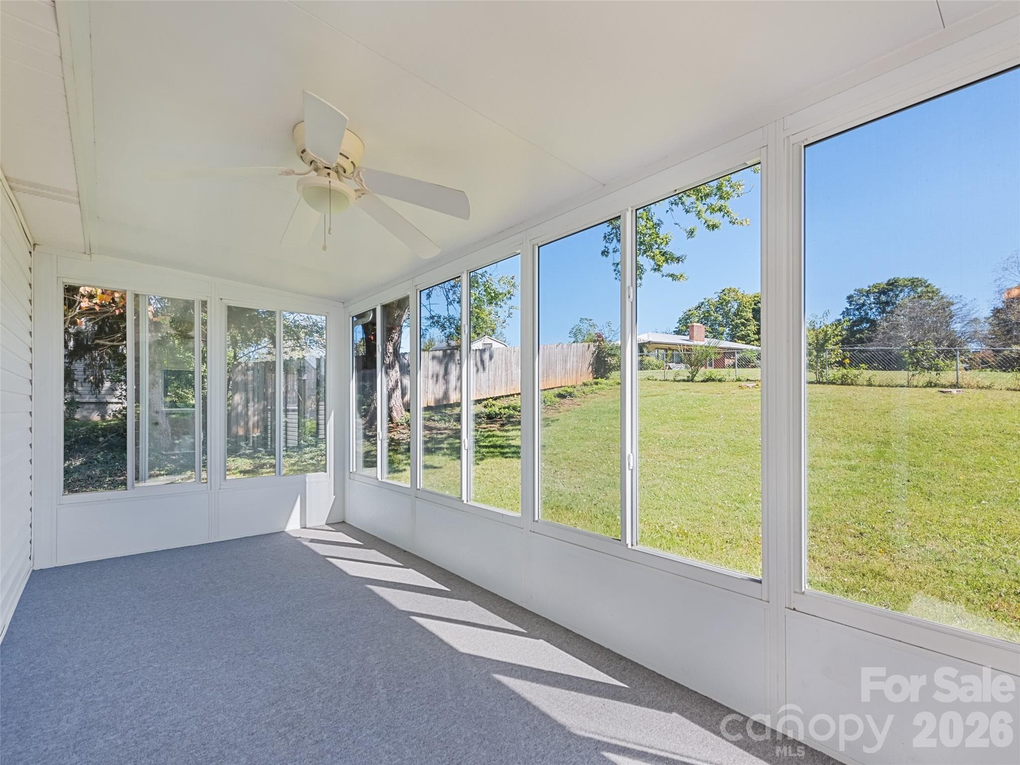 Single Family Residence at 158 Candlelight Circle, Clyde, photo 21 of 32